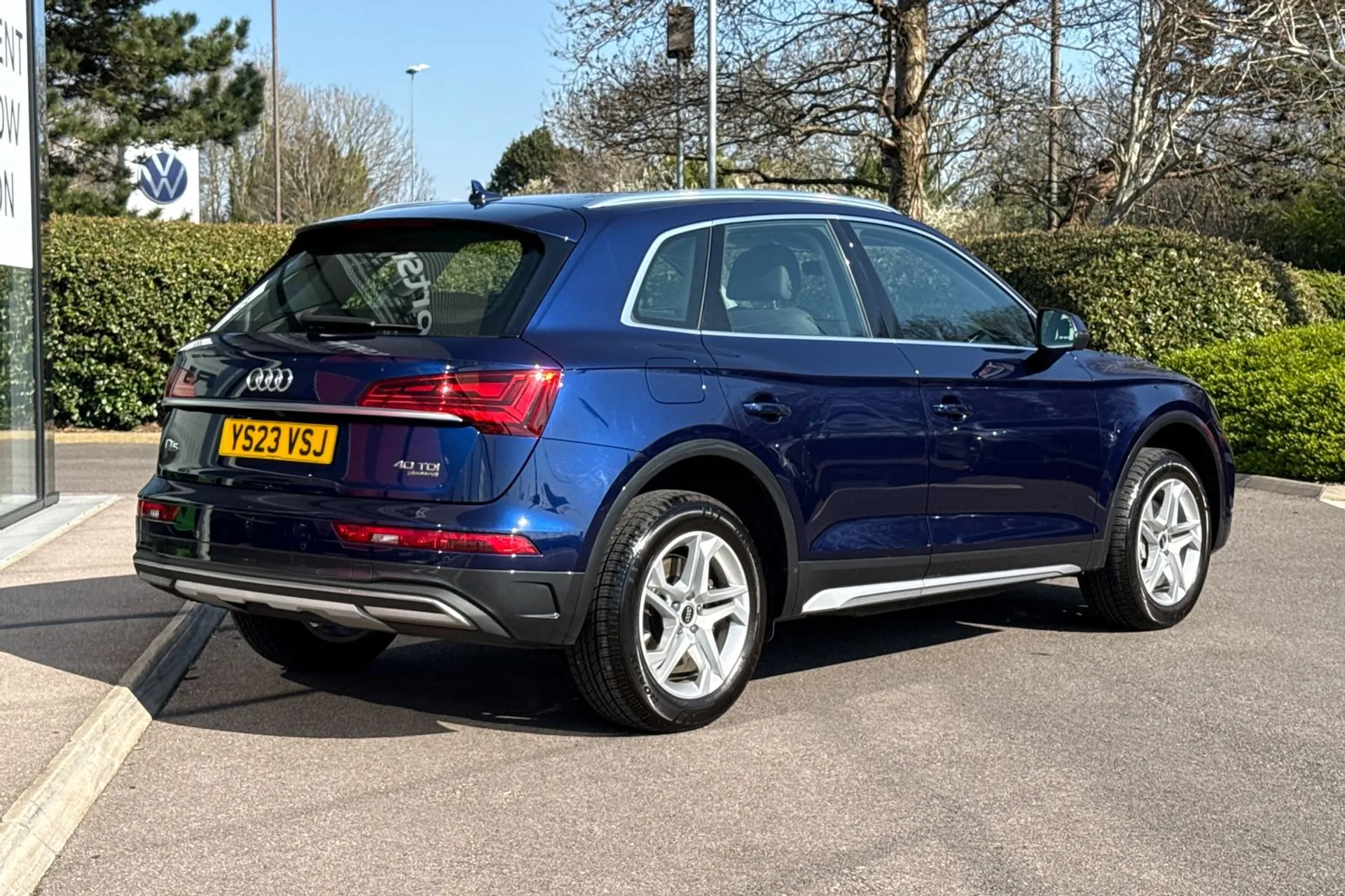 Audi Q5 thumbnail image number 16