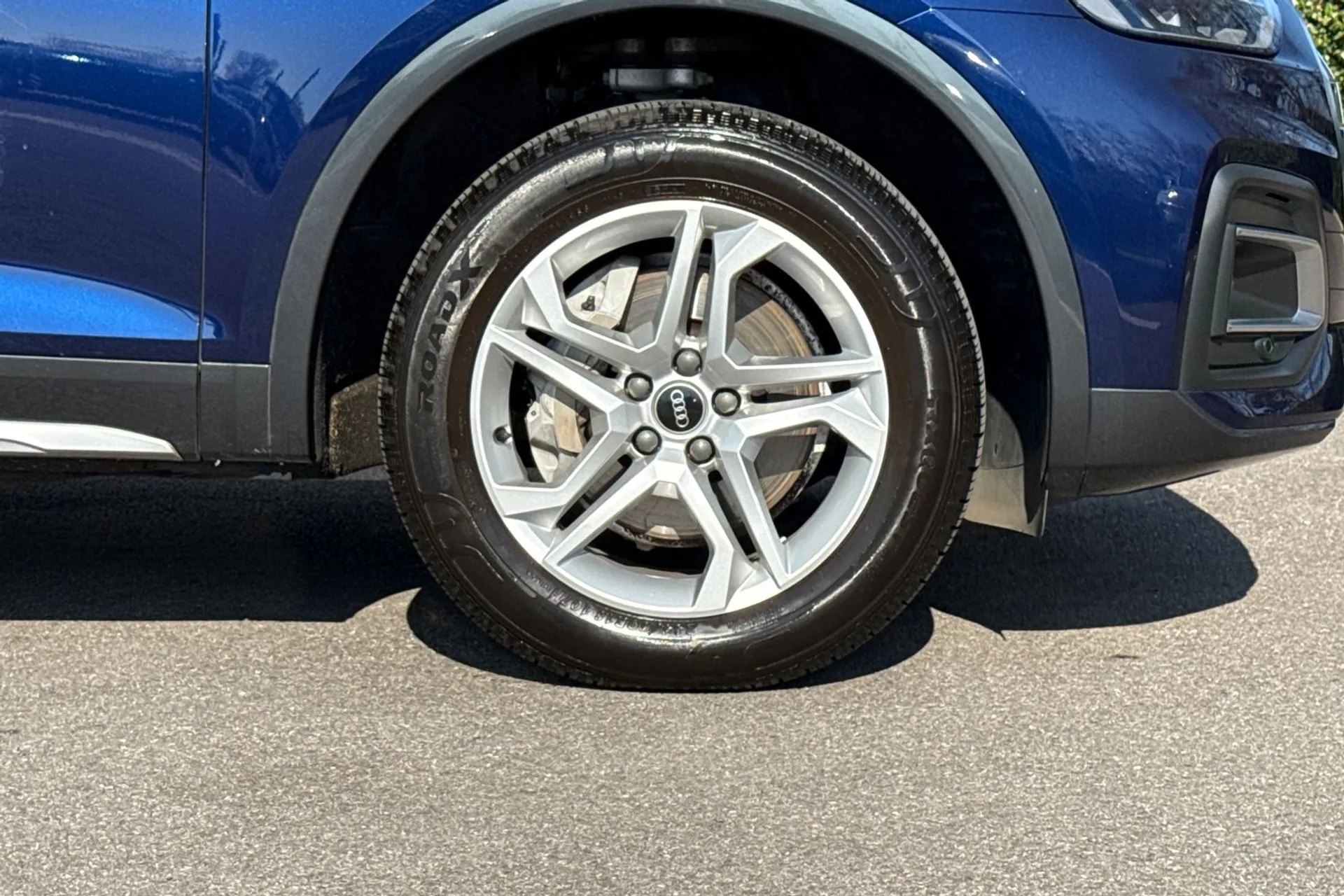 Audi Q5 thumbnail image number 25