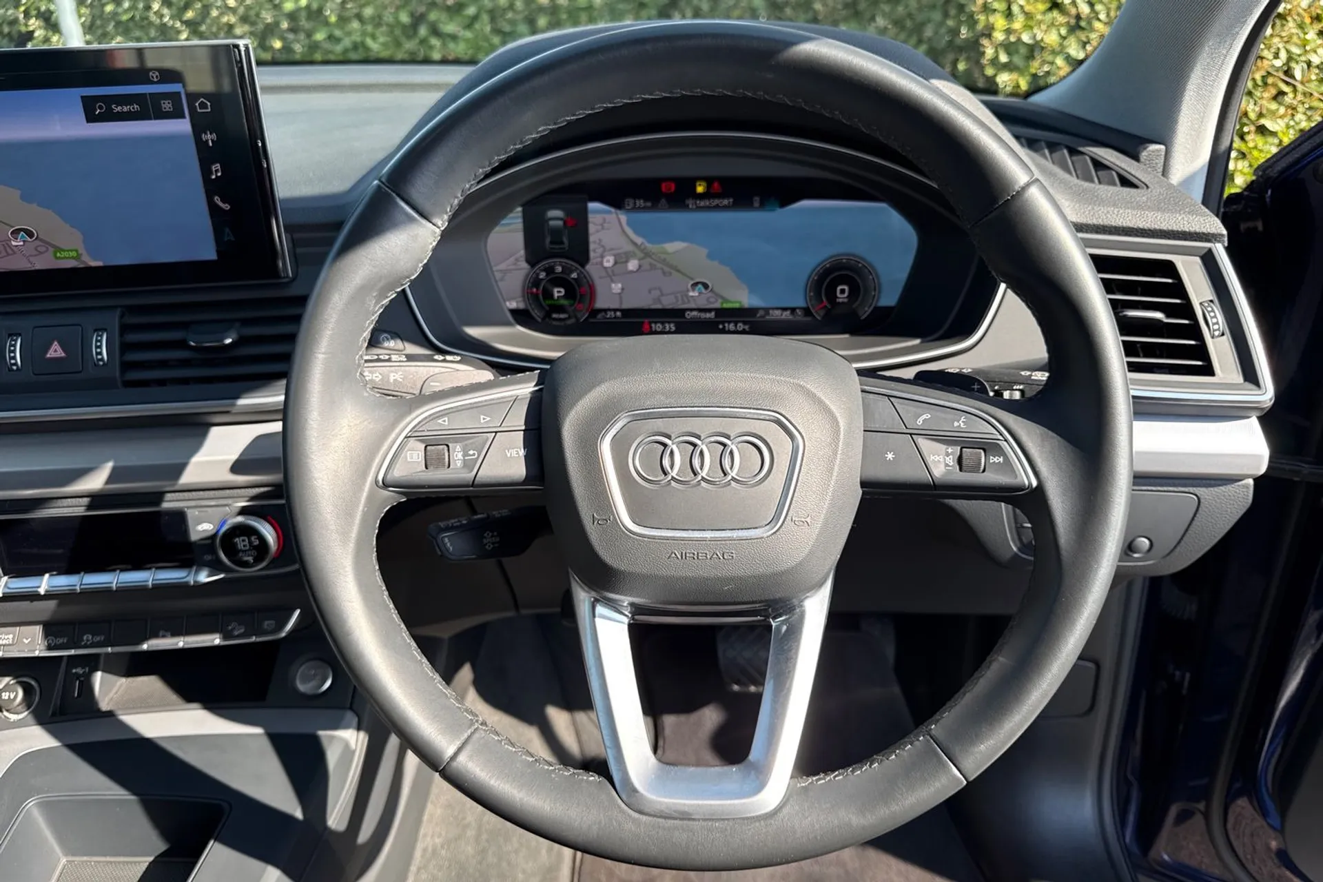 Audi Q5 thumbnail image number 9