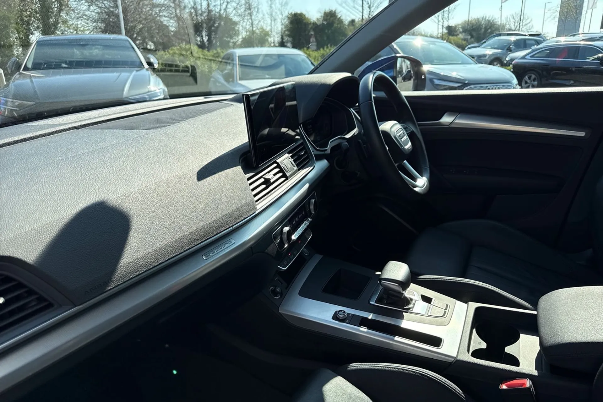 Audi Q5 thumbnail image number 15