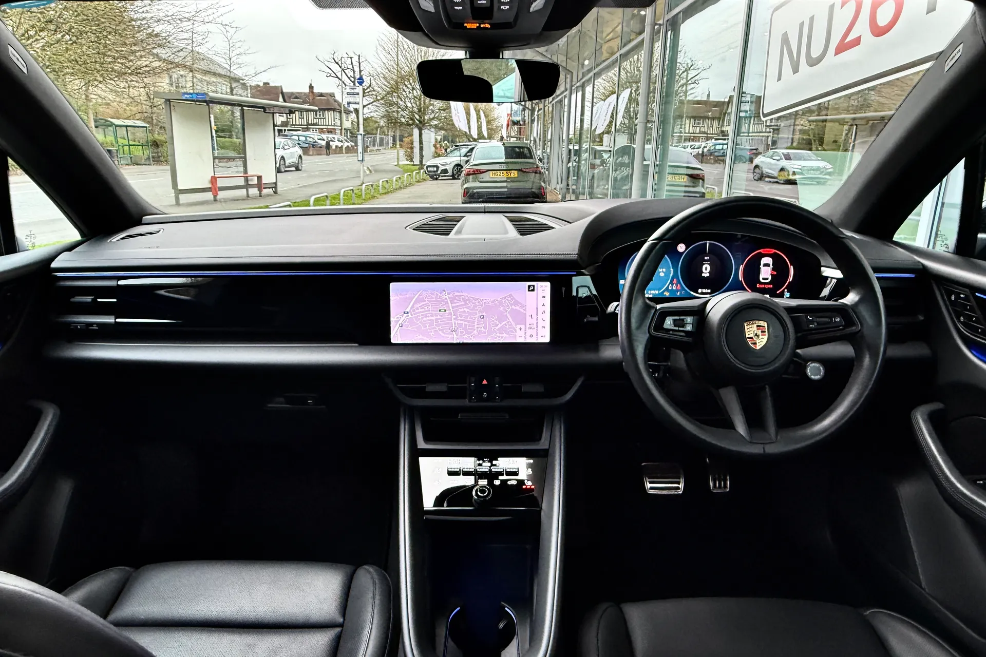 Porsche MACAN thumbnail image number 37
