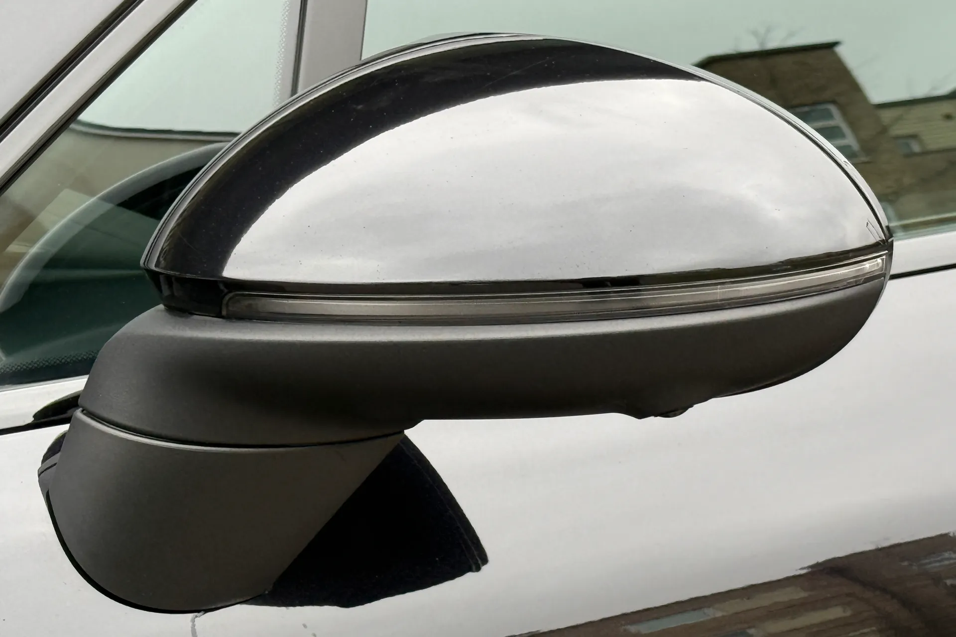 Porsche MACAN thumbnail image number 49