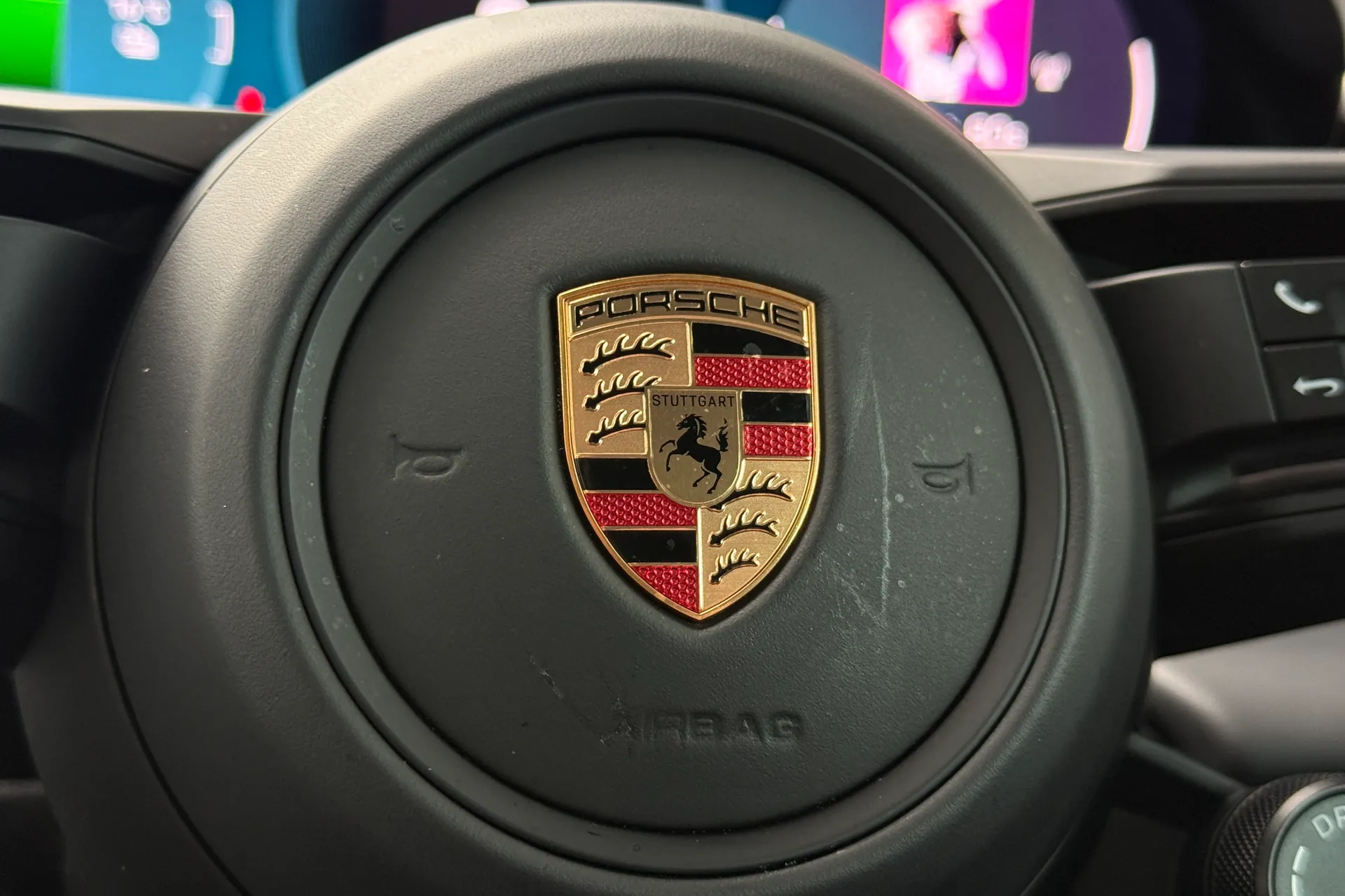 Porsche MACAN thumbnail image number 18