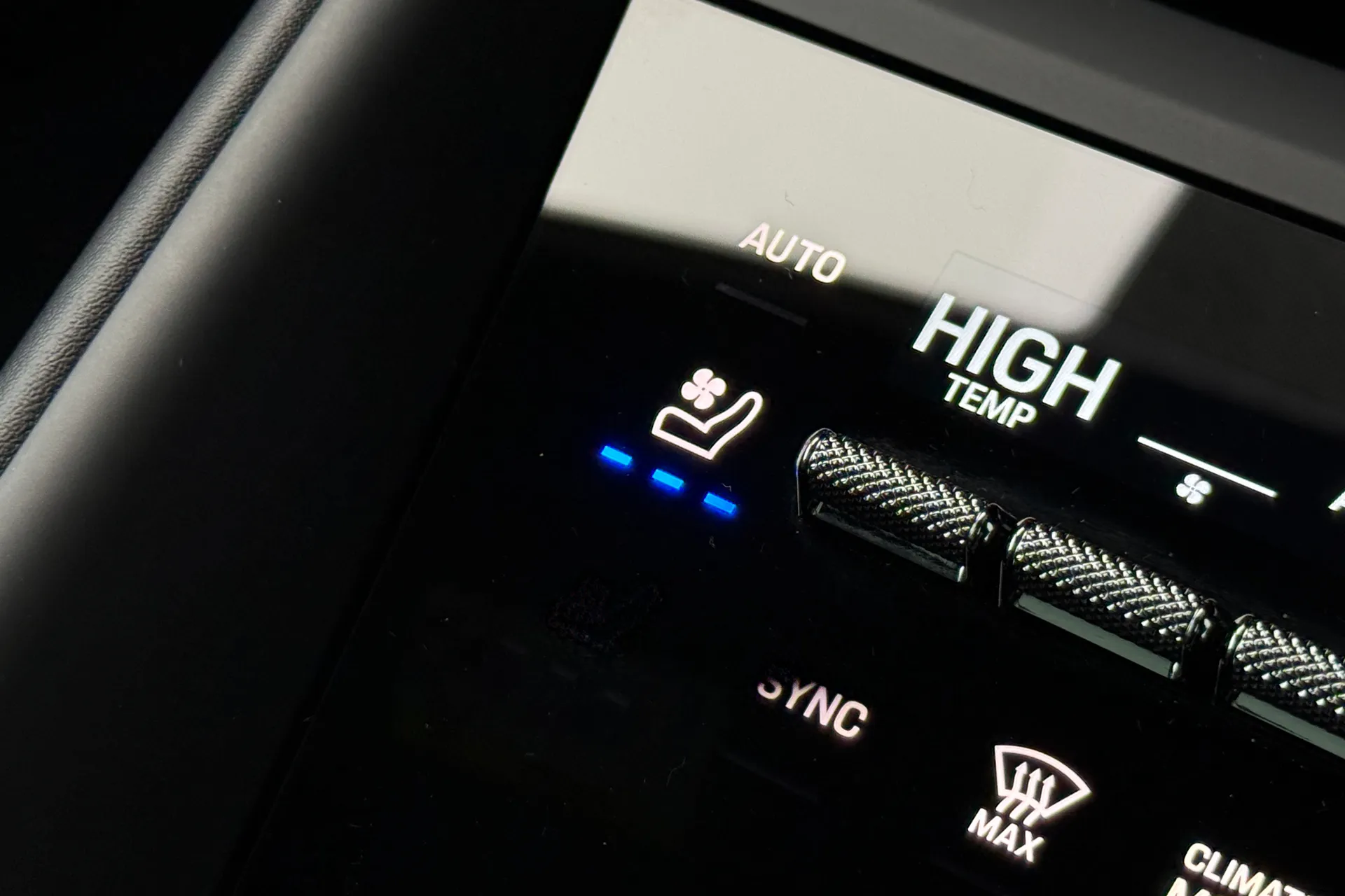 Porsche MACAN thumbnail image number 7