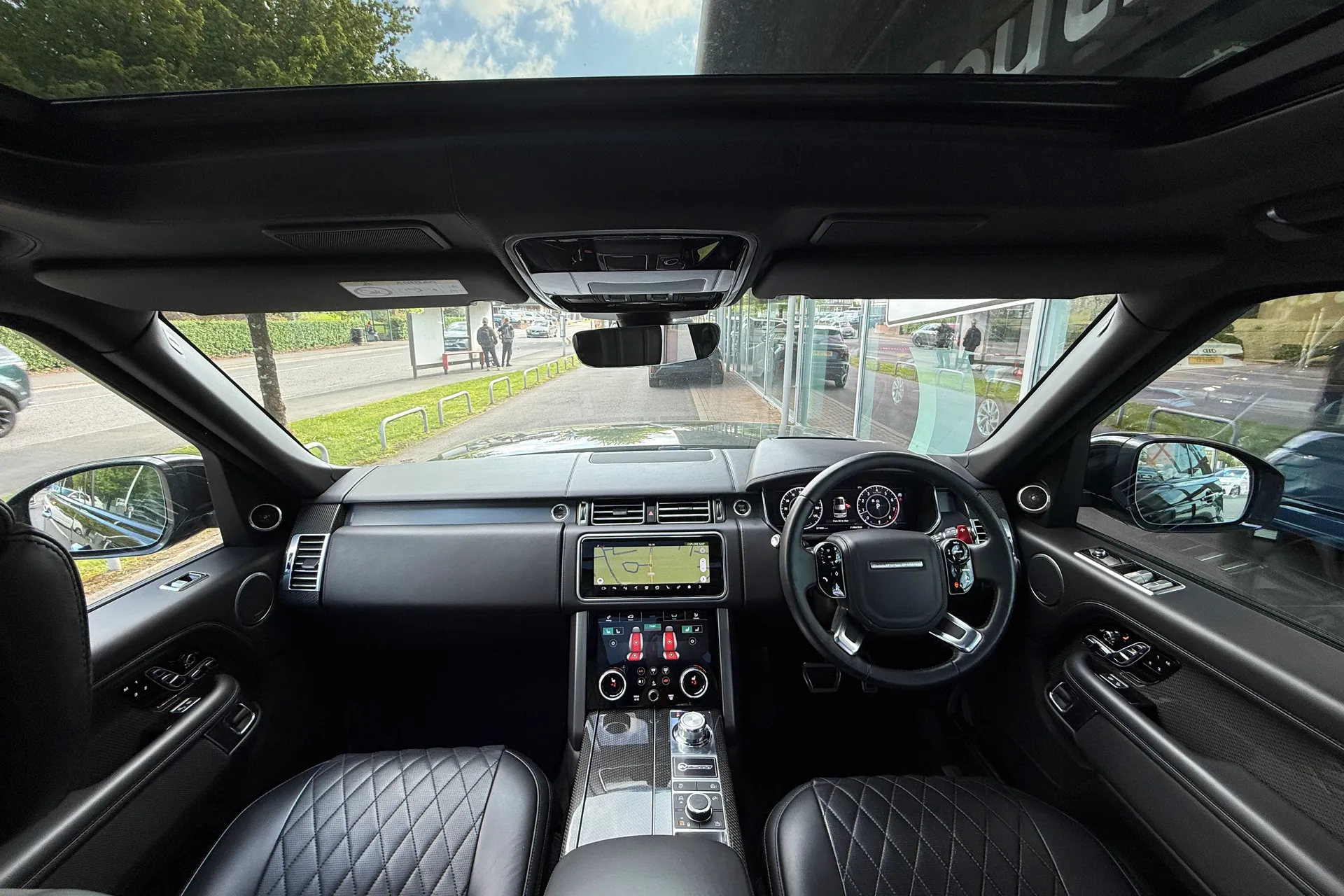 LAND ROVER RANGE ROVER thumbnail image number 3