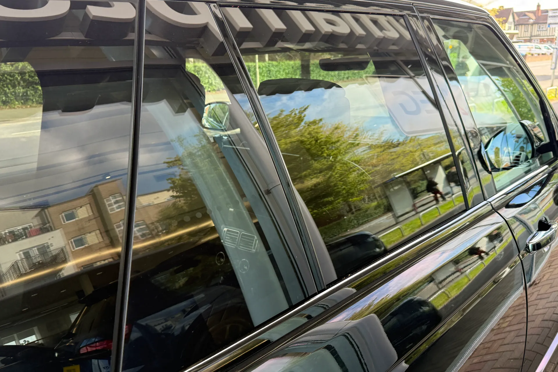 LAND ROVER RANGE ROVER thumbnail image number 52