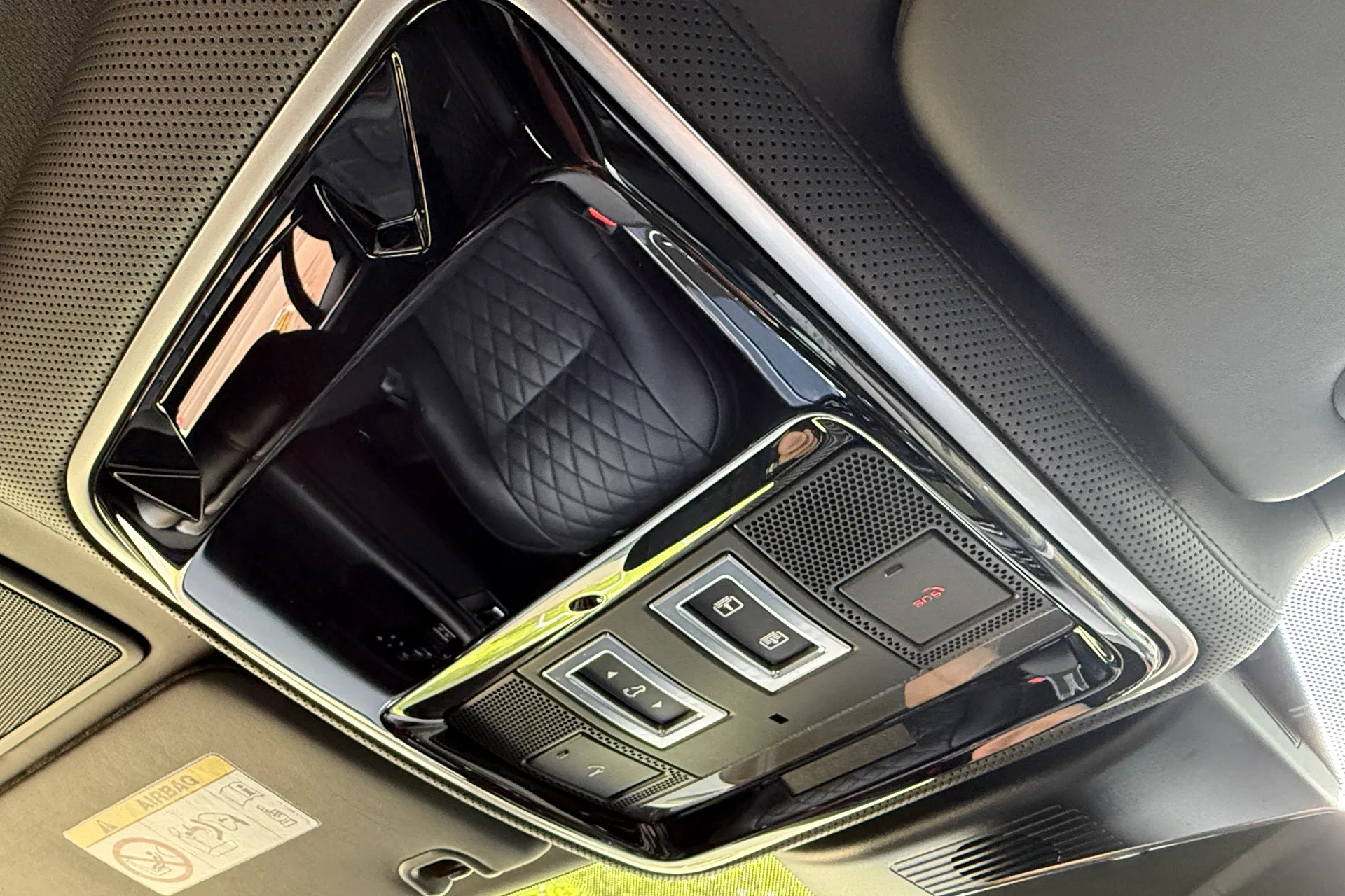 LAND ROVER RANGE ROVER thumbnail image number 45