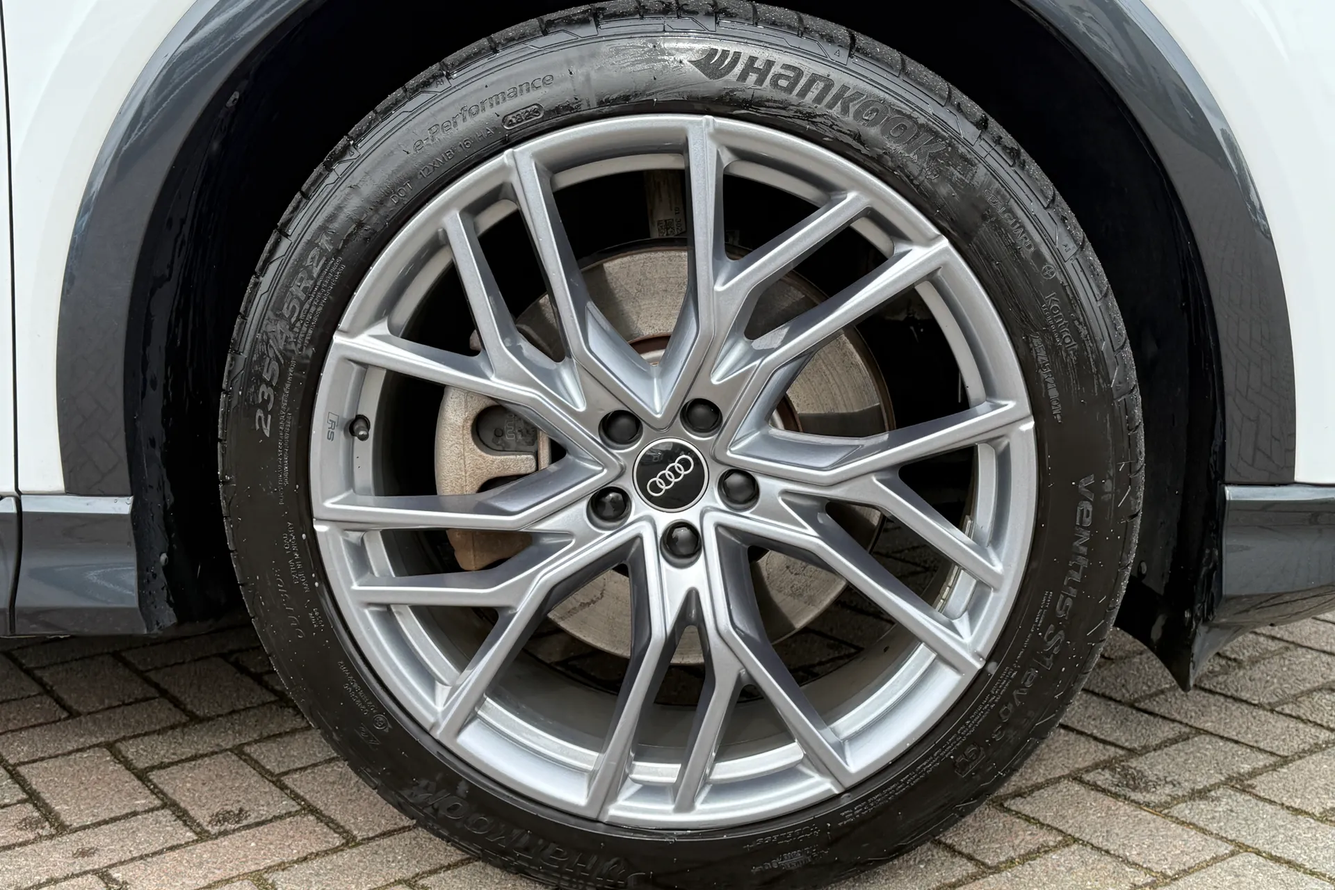 Audi Q4 thumbnail image number 58