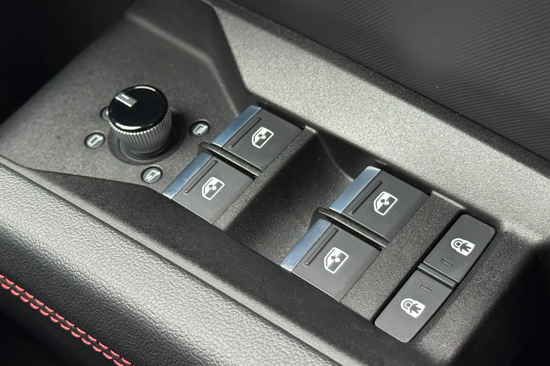 Audi Q4 thumbnail image number 23