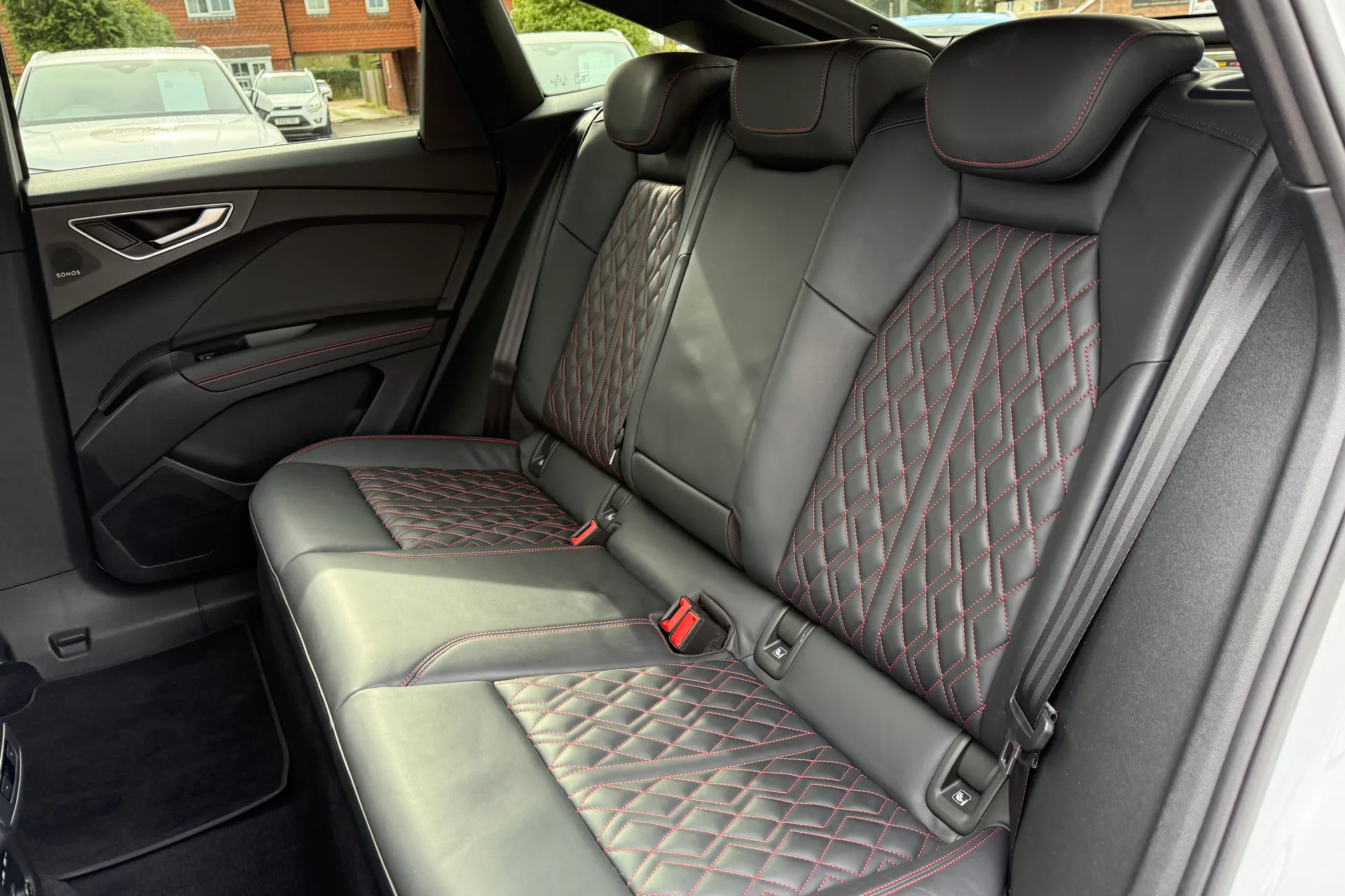 Audi Q4 thumbnail image number 52