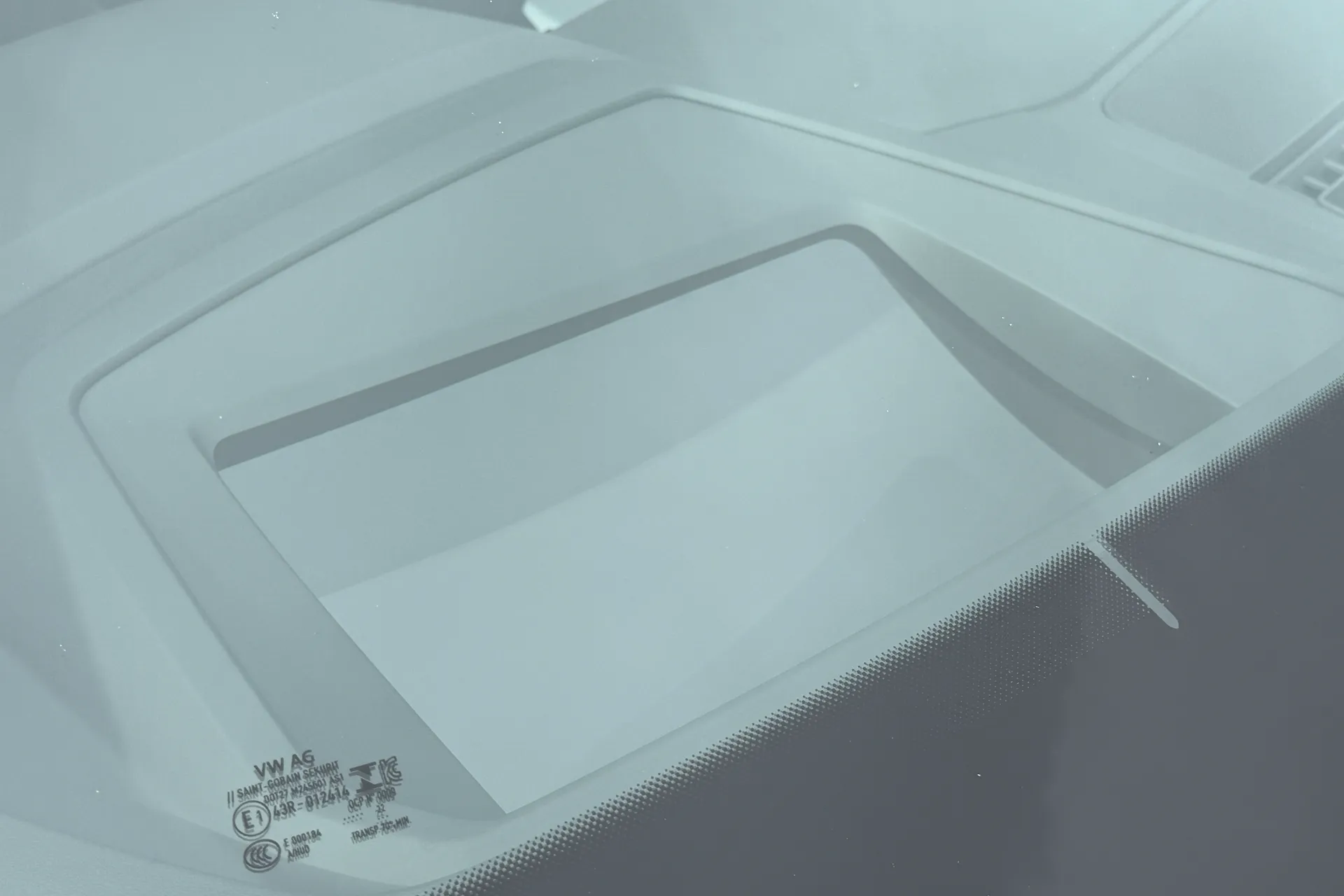 Audi Q4 thumbnail image number 9