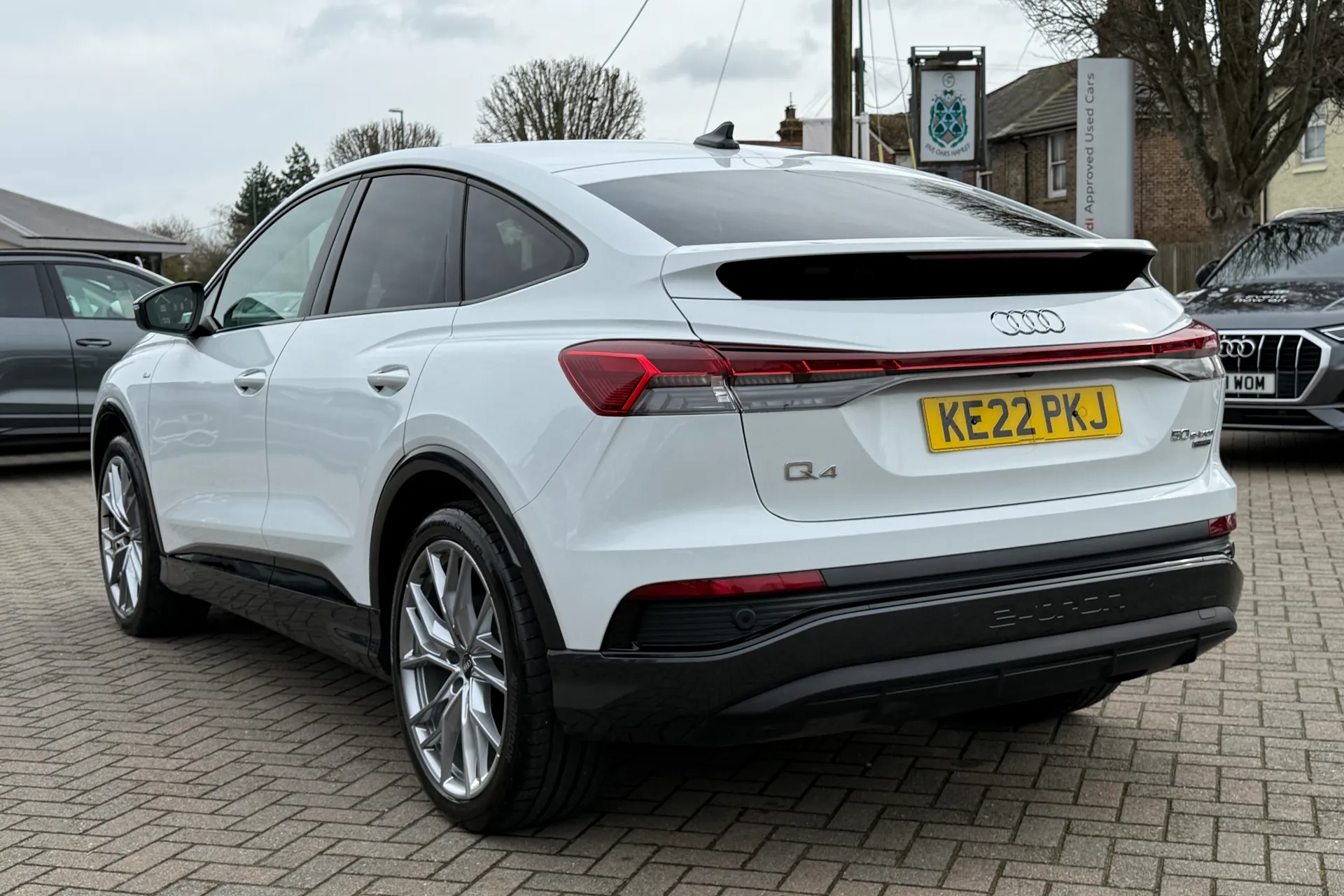 Audi Q4 thumbnail image number 41