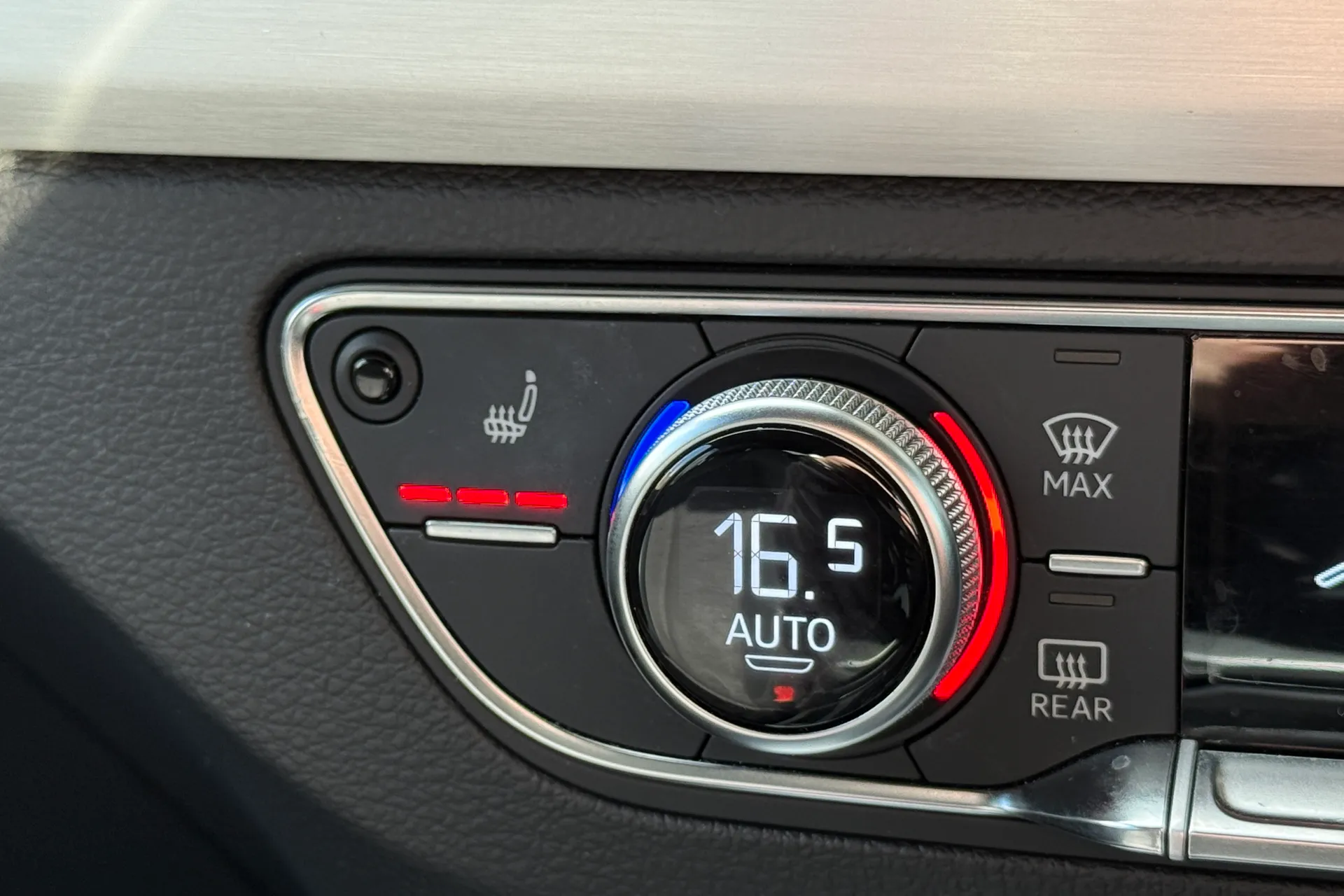 Audi Q5 thumbnail image number 6