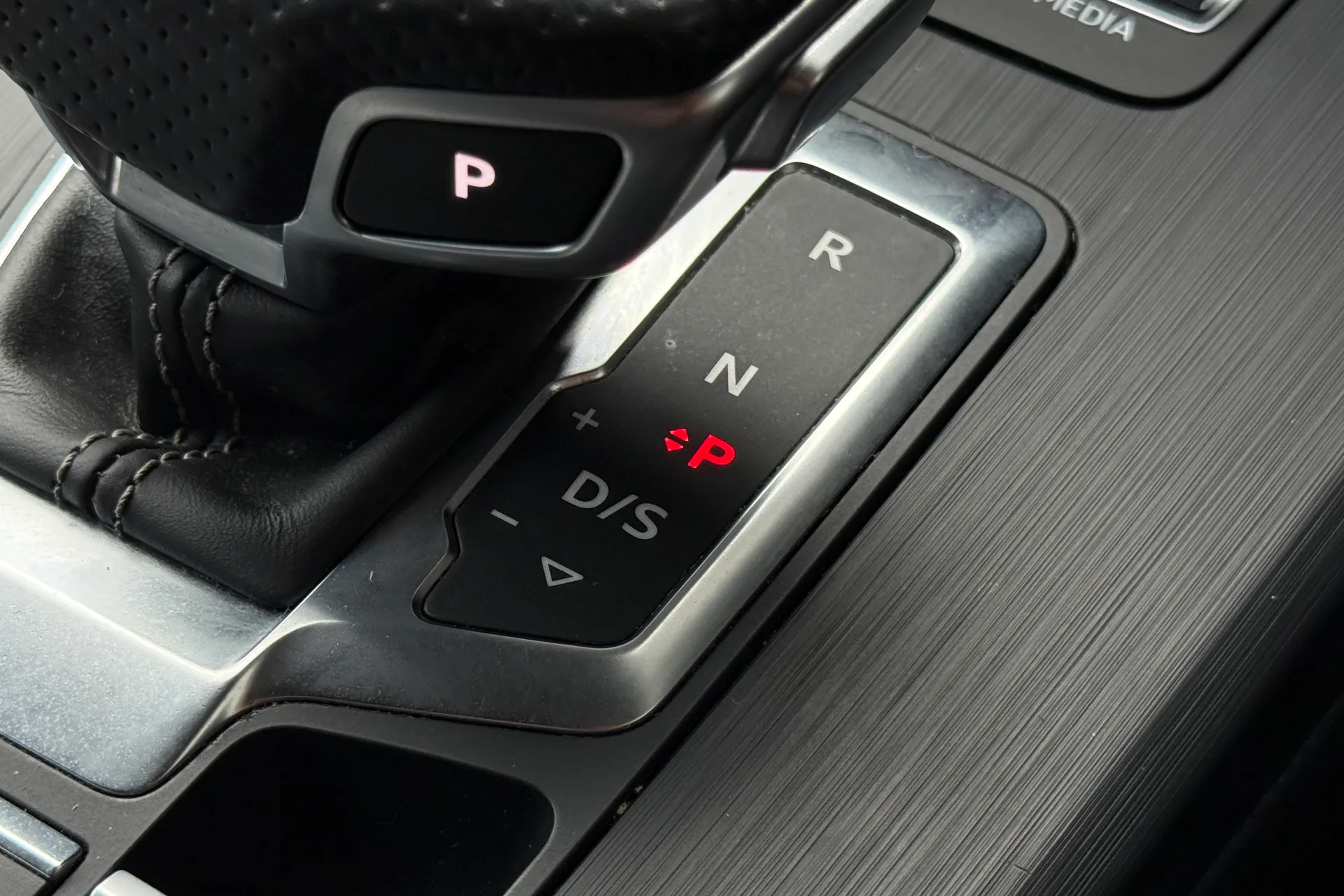 Audi Q5 thumbnail image number 20