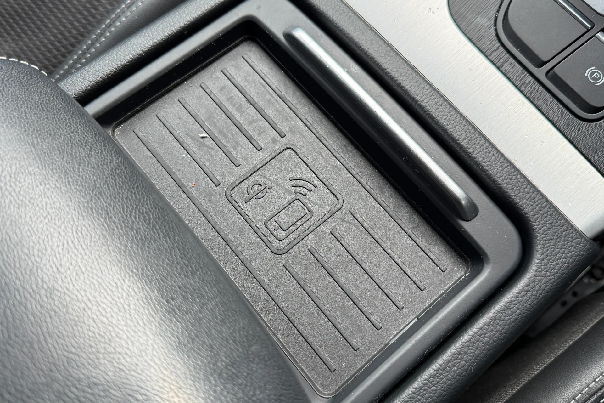 Audi Q5 thumbnail image number 26