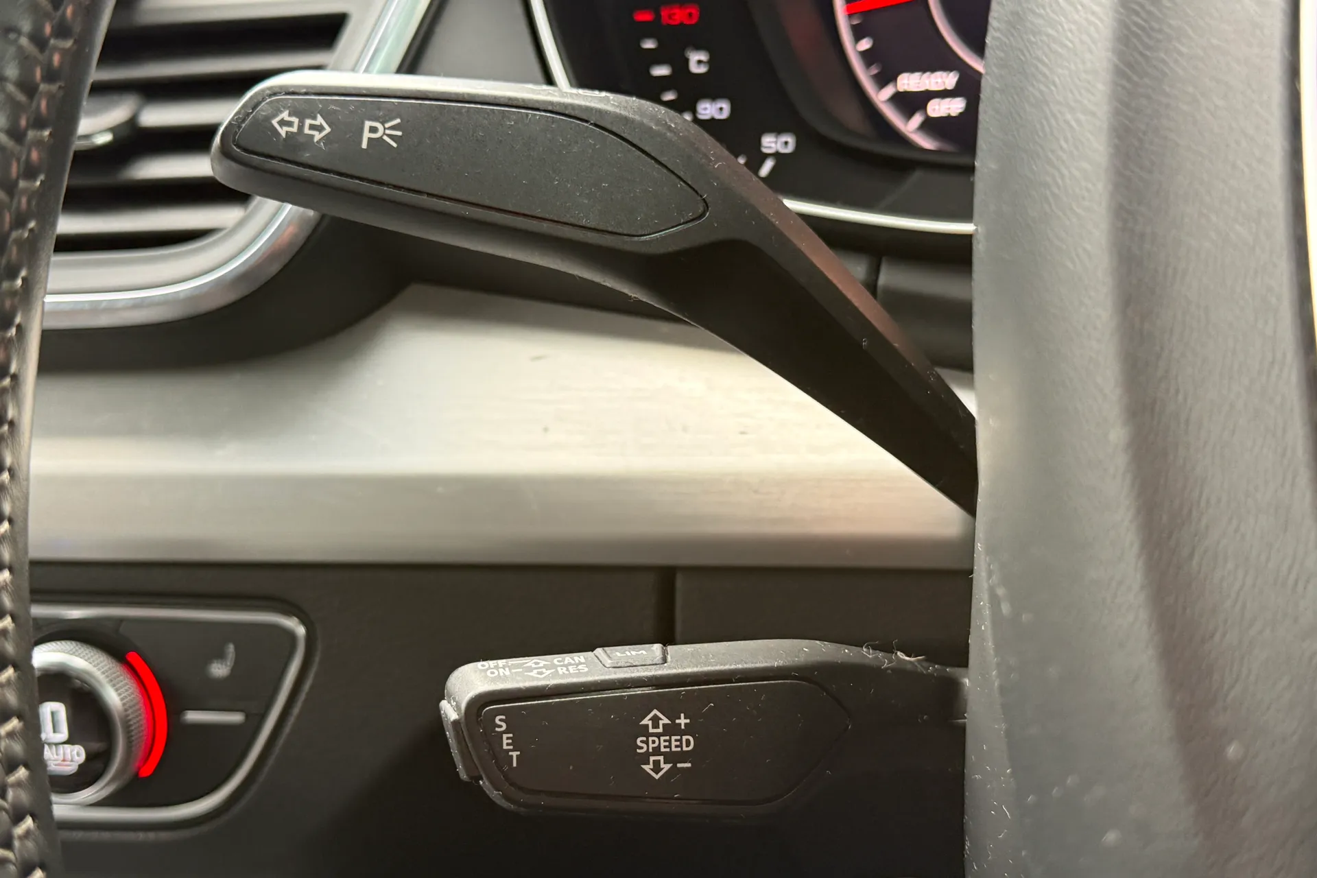 Audi Q5 thumbnail image number 17