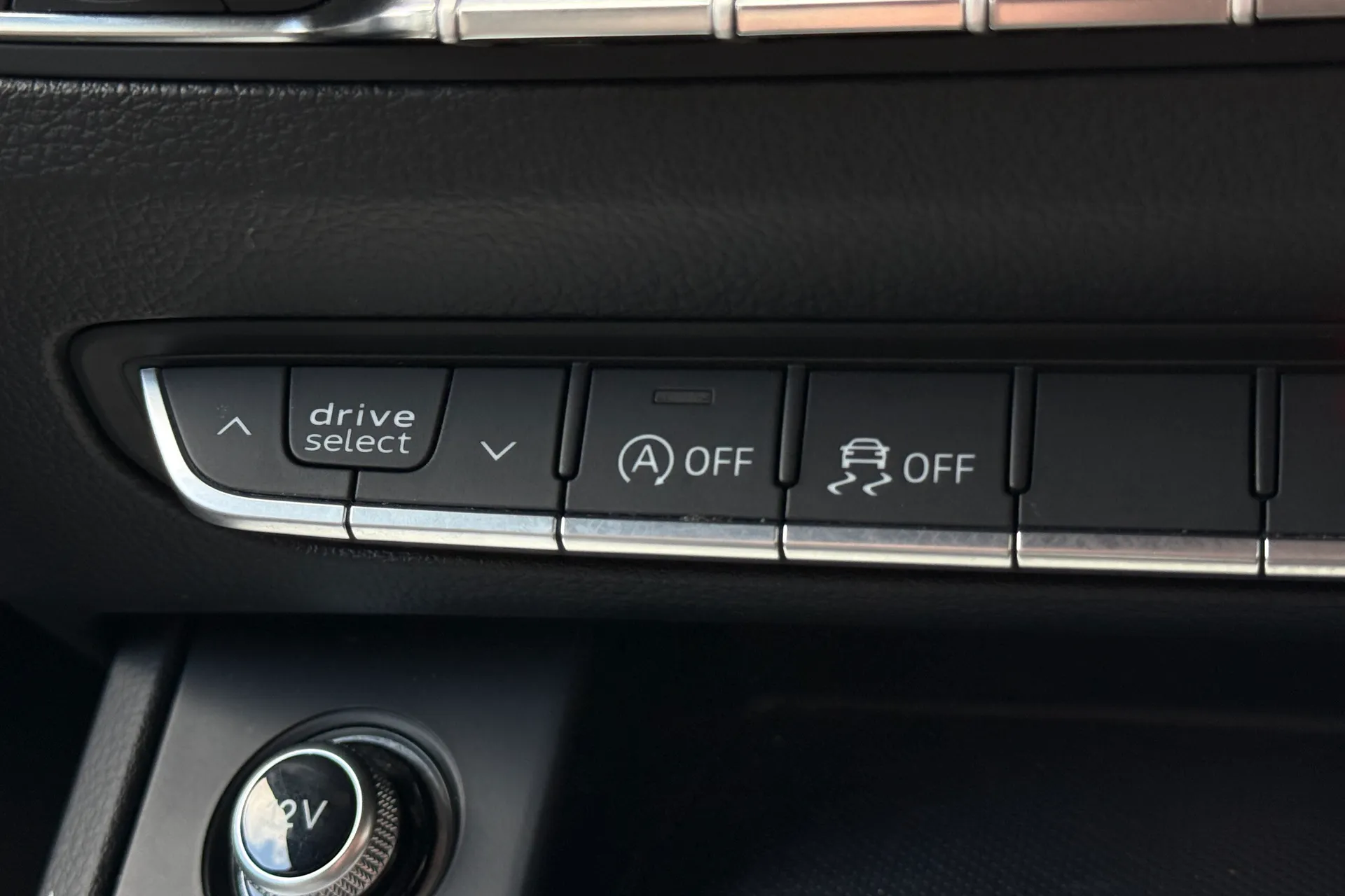 Audi Q5 thumbnail image number 29