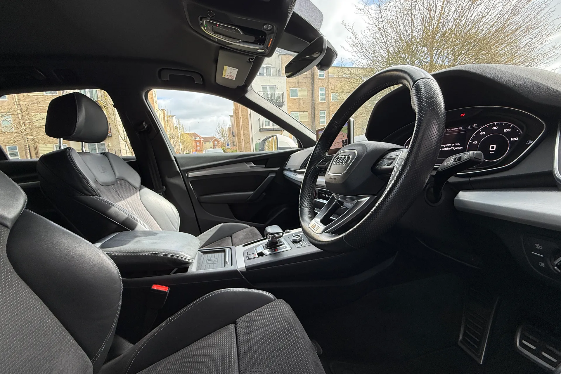 Audi Q5 thumbnail image number 11