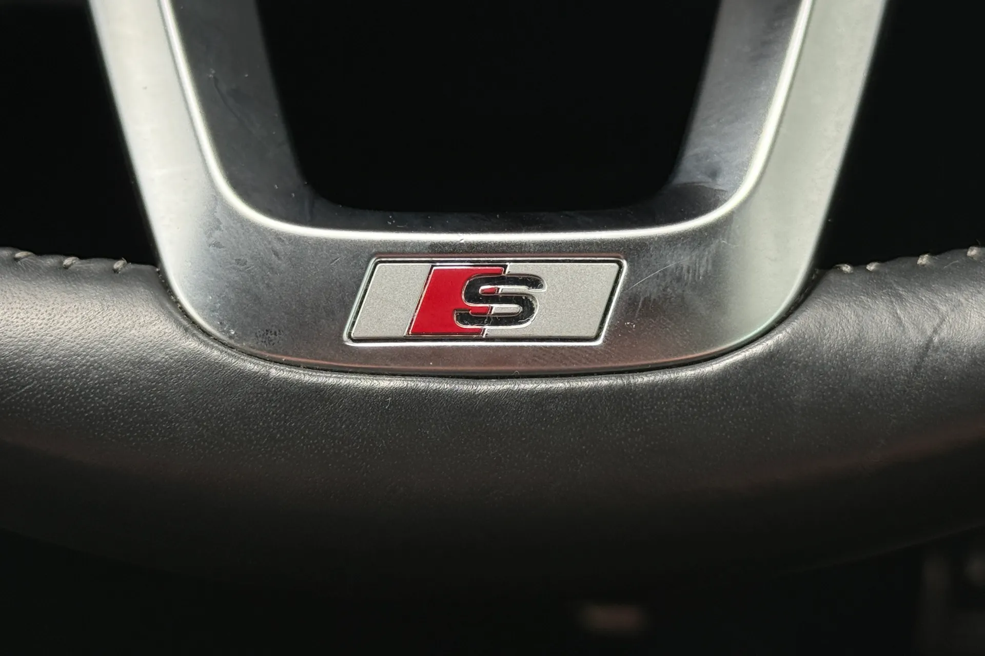 Audi Q5 thumbnail image number 16