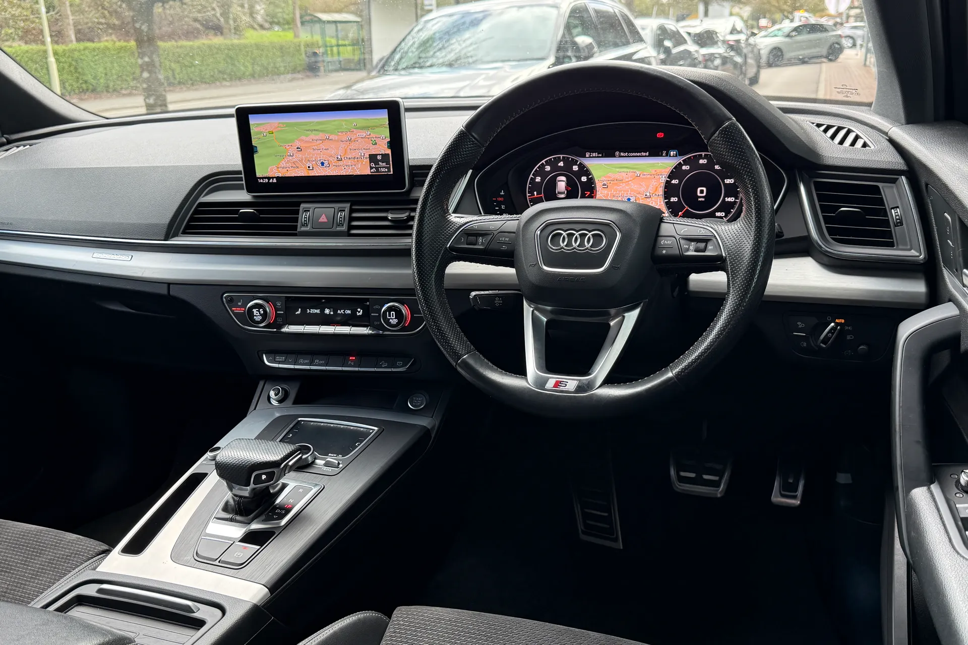 Audi Q5 thumbnail image number 42