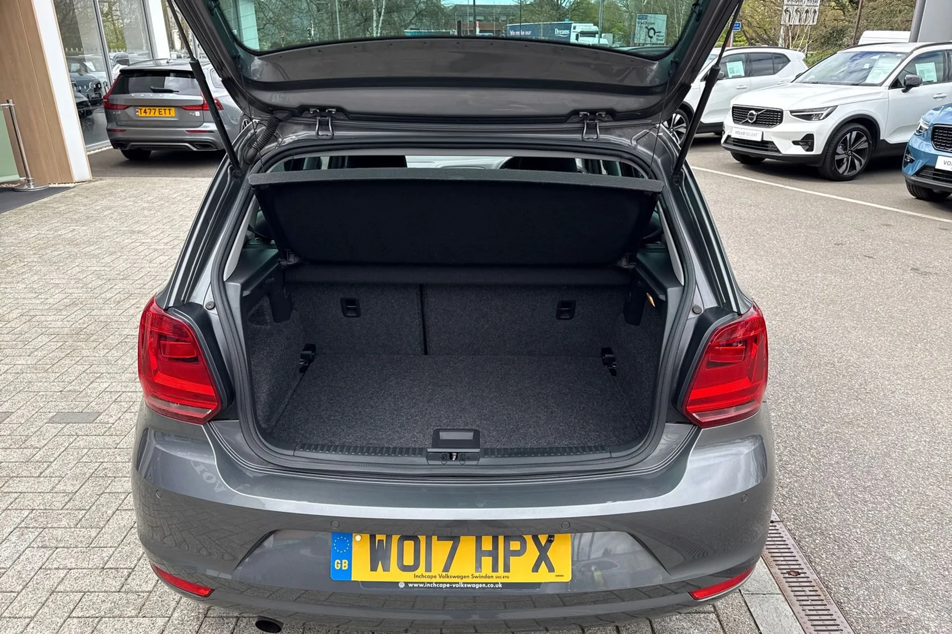 VOLKSWAGEN POLO thumbnail image number 19