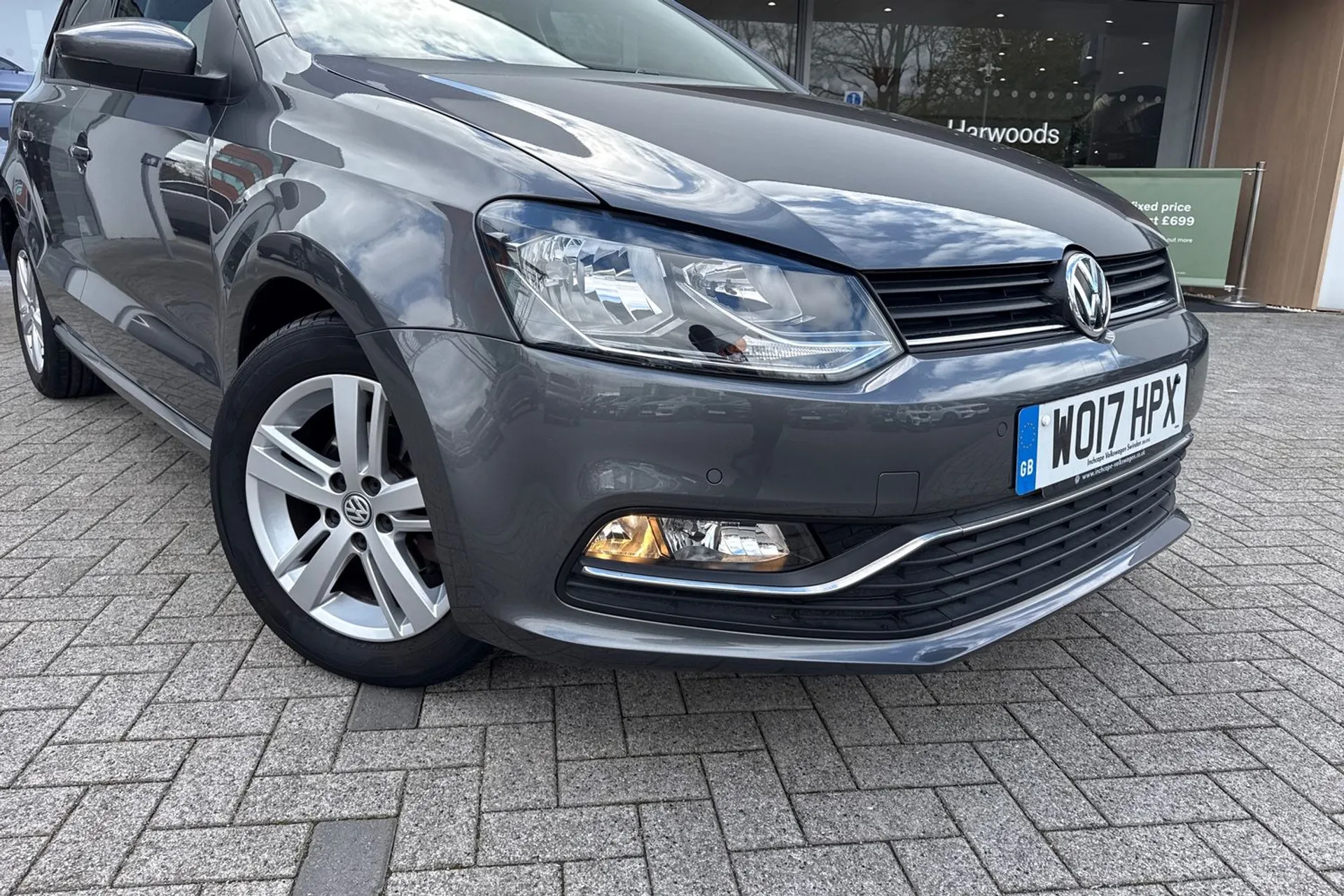 VOLKSWAGEN POLO thumbnail image number 6