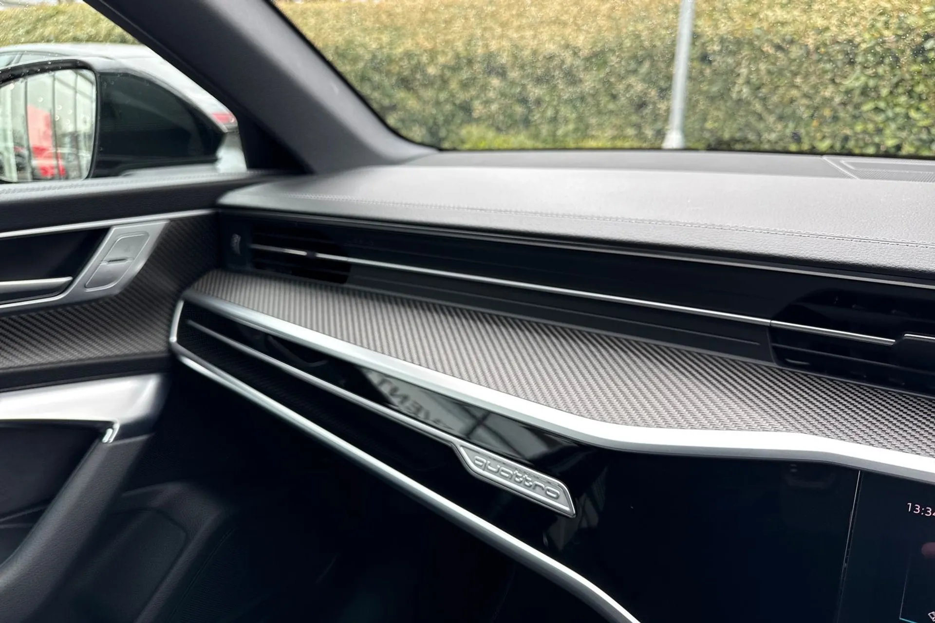 Audi A6 thumbnail image number 39