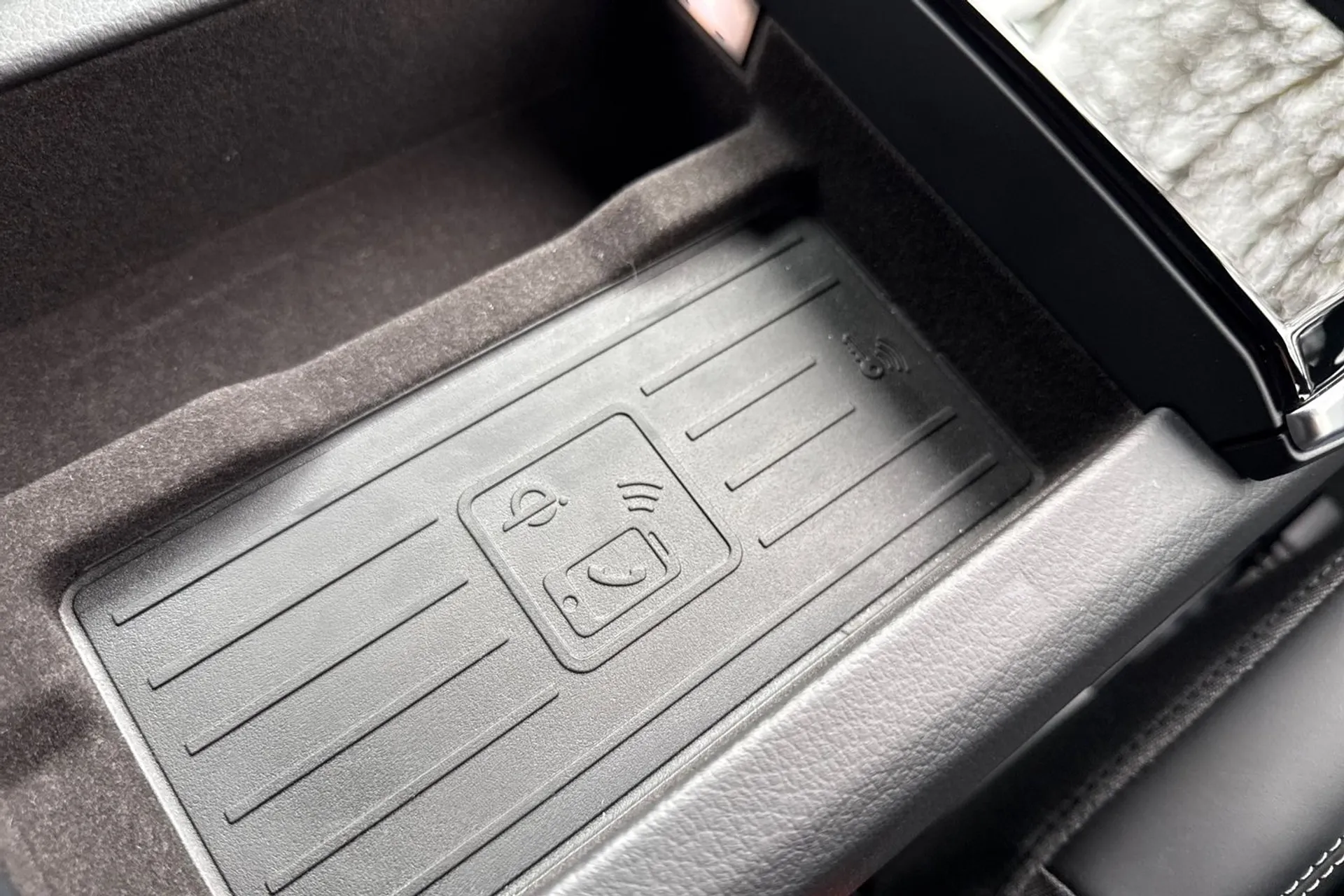 Audi A6 thumbnail image number 16