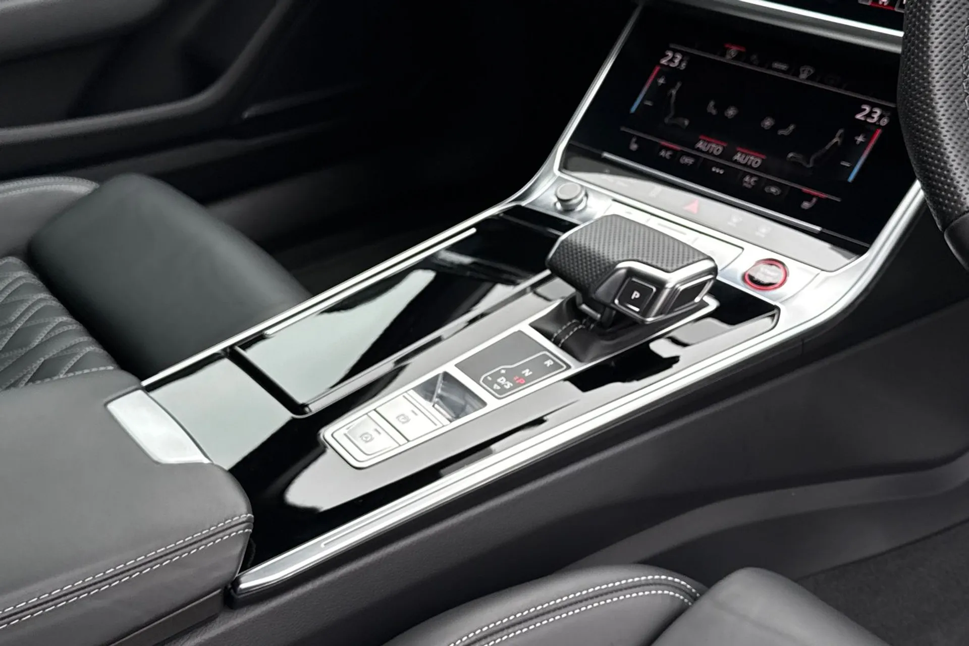 Audi A6 thumbnail image number 10