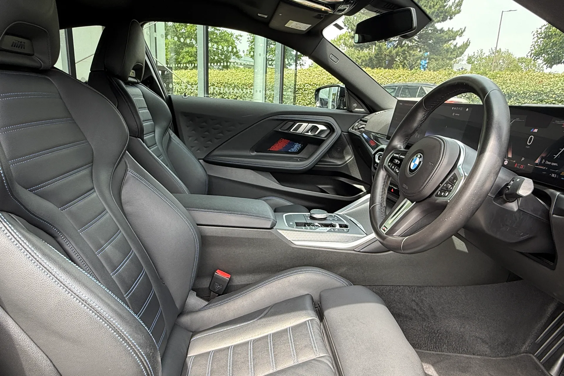 BMW 2 SERIES thumbnail image number 41