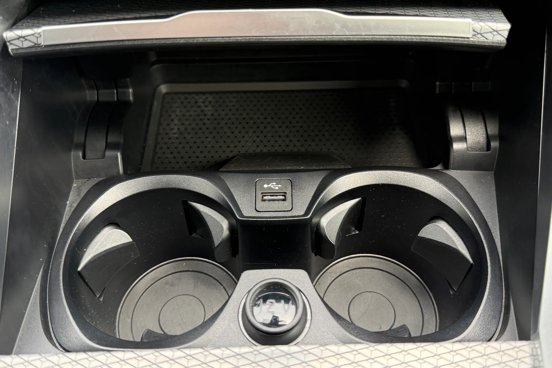 BMW 2 SERIES thumbnail image number 55
