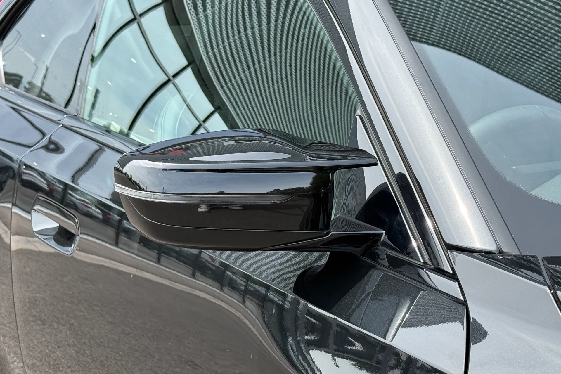 BMW 2 SERIES thumbnail image number 17