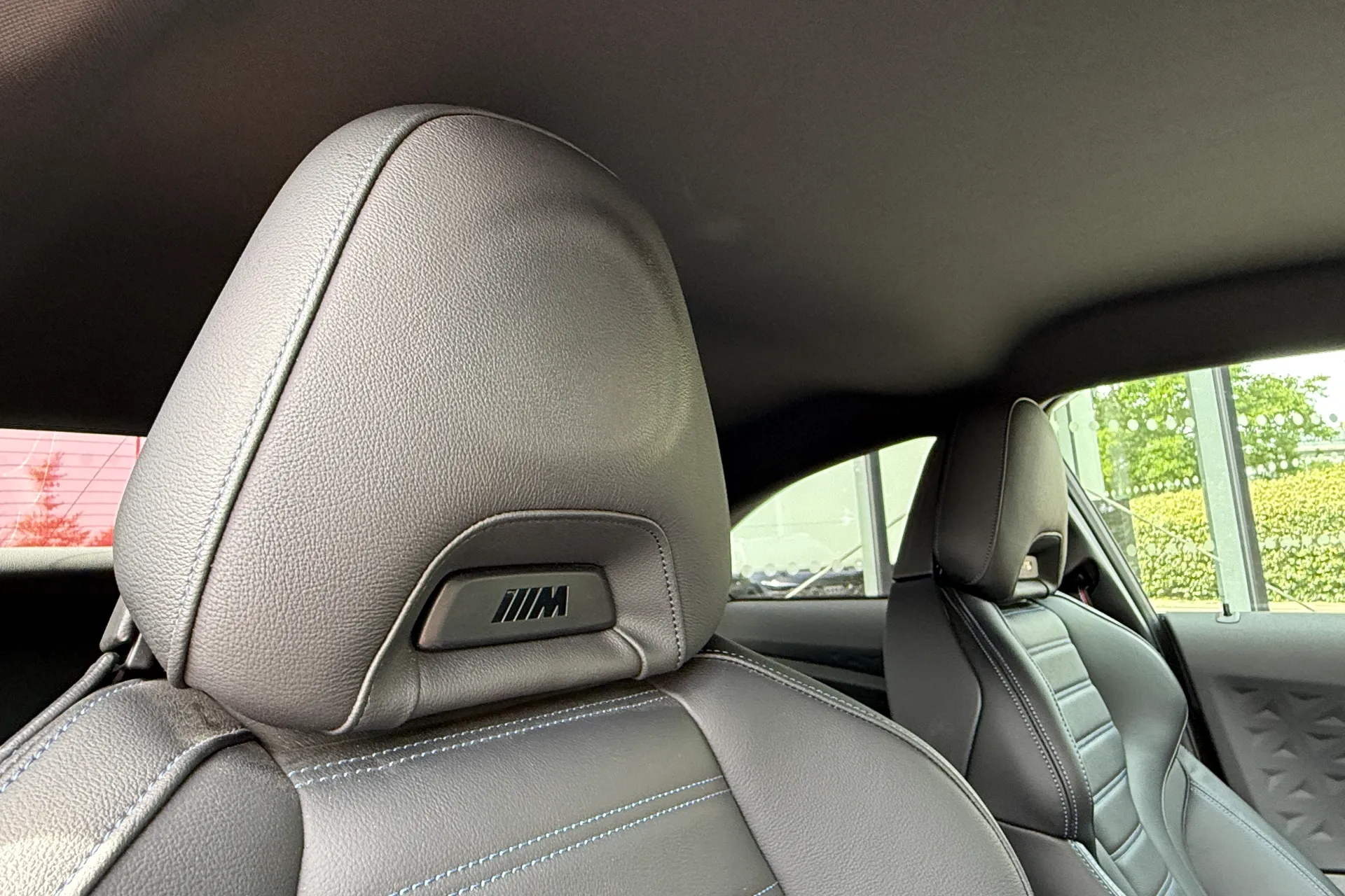 BMW 2 SERIES thumbnail image number 43