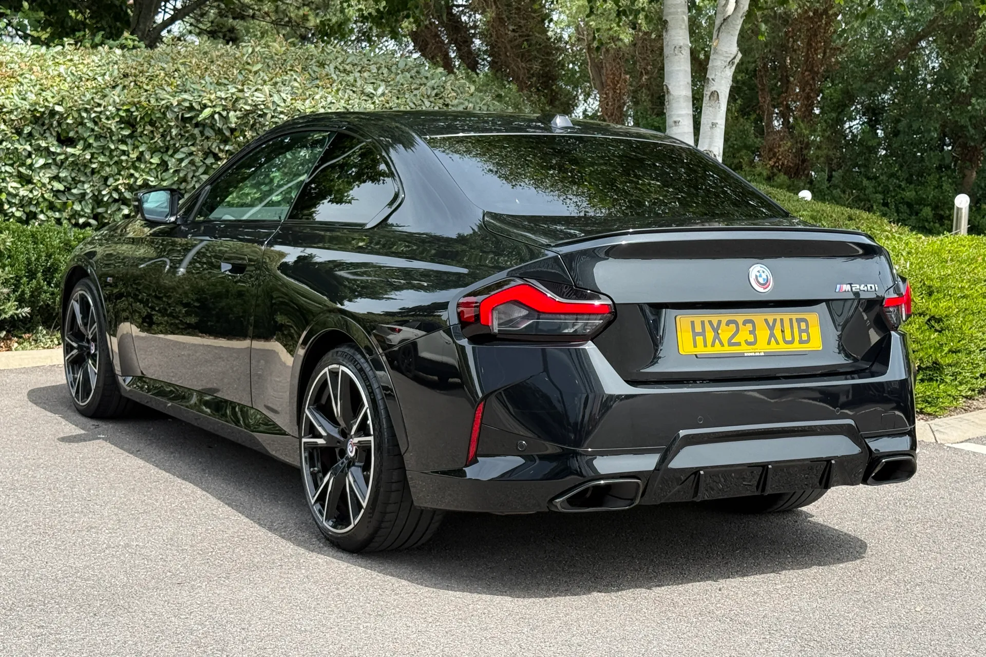 BMW 2 SERIES thumbnail image number 11
