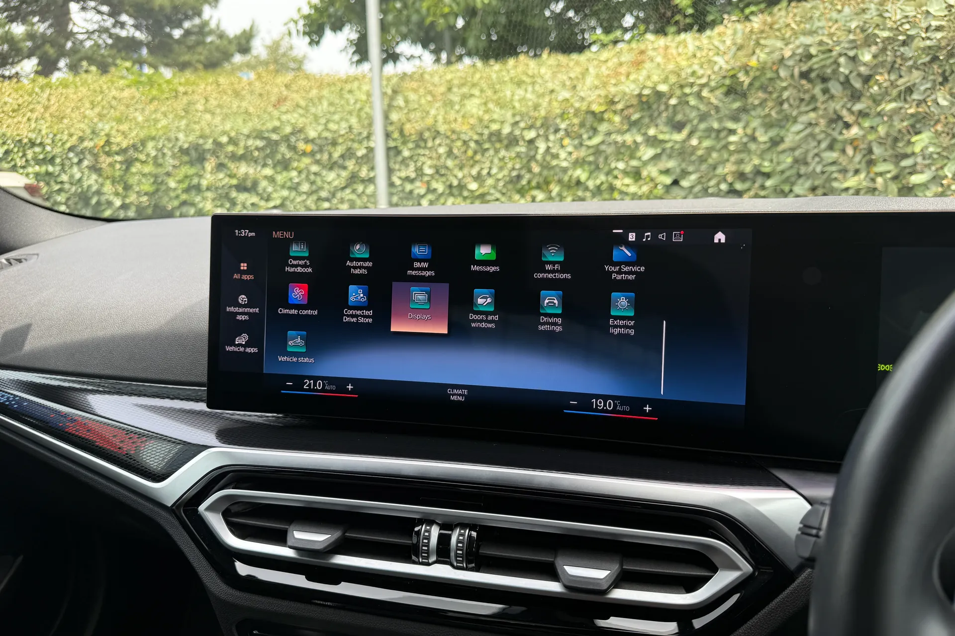 BMW 2 SERIES thumbnail image number 16