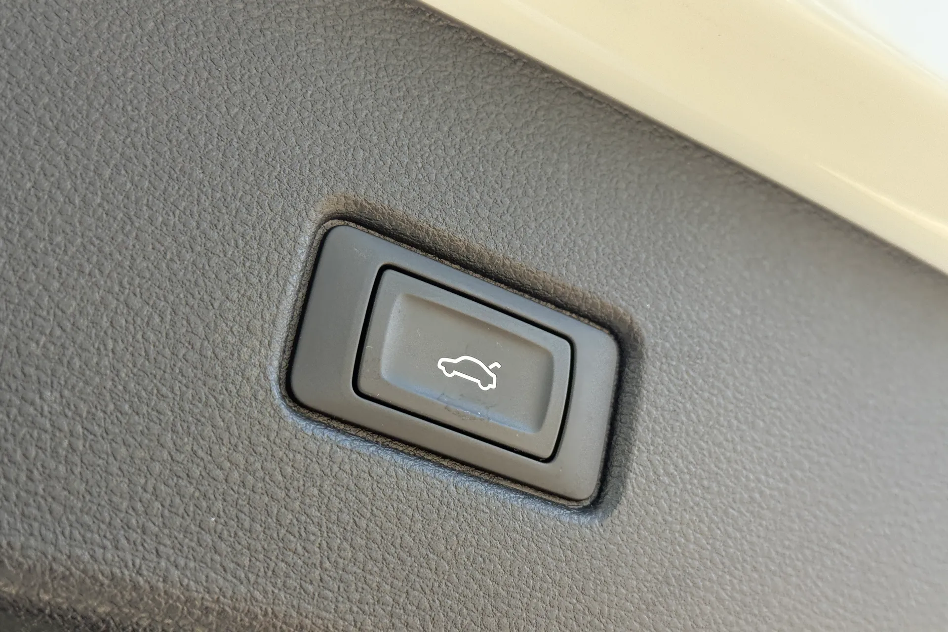 Audi Q5 thumbnail image number 42