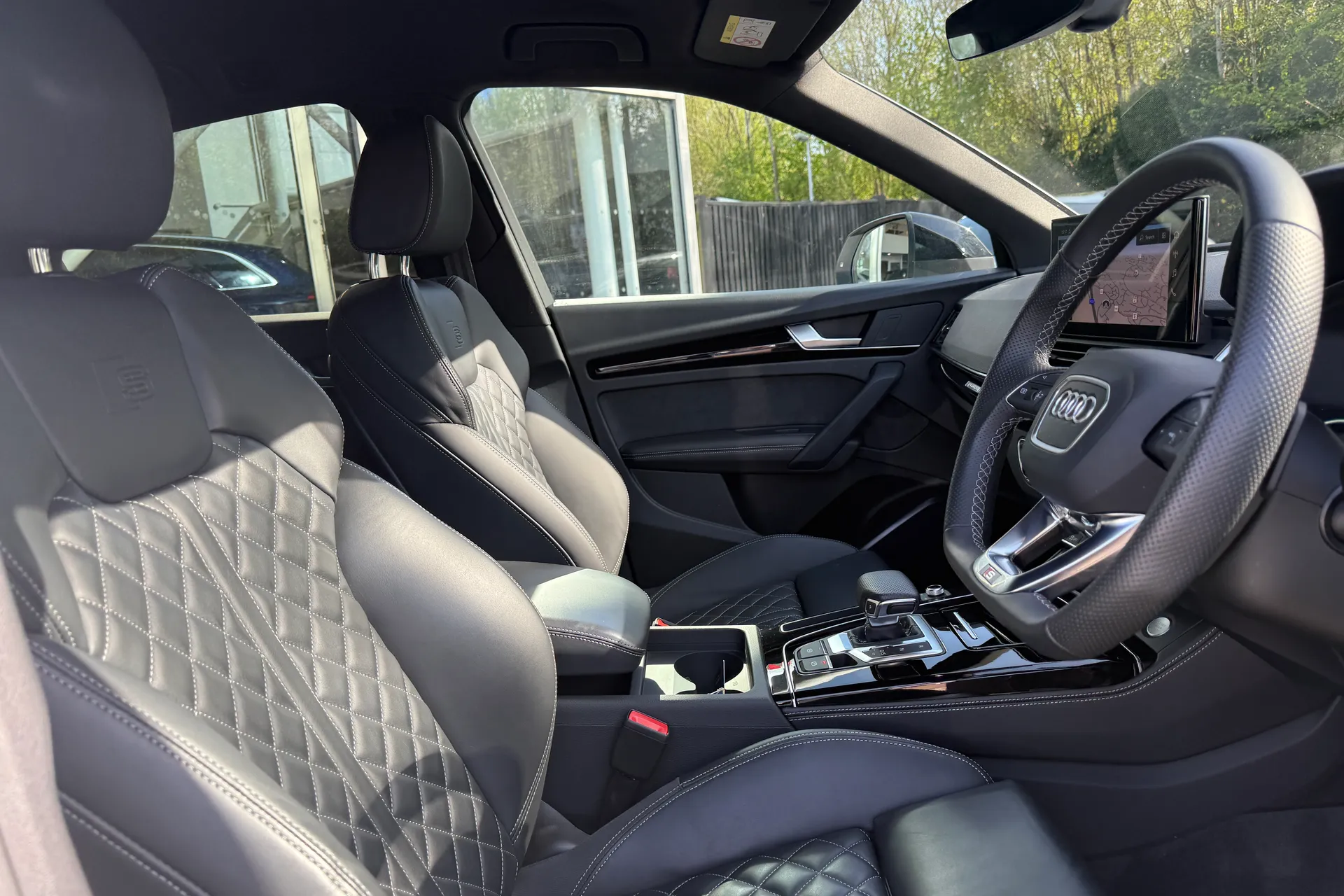 Audi Q5 thumbnail image number 29