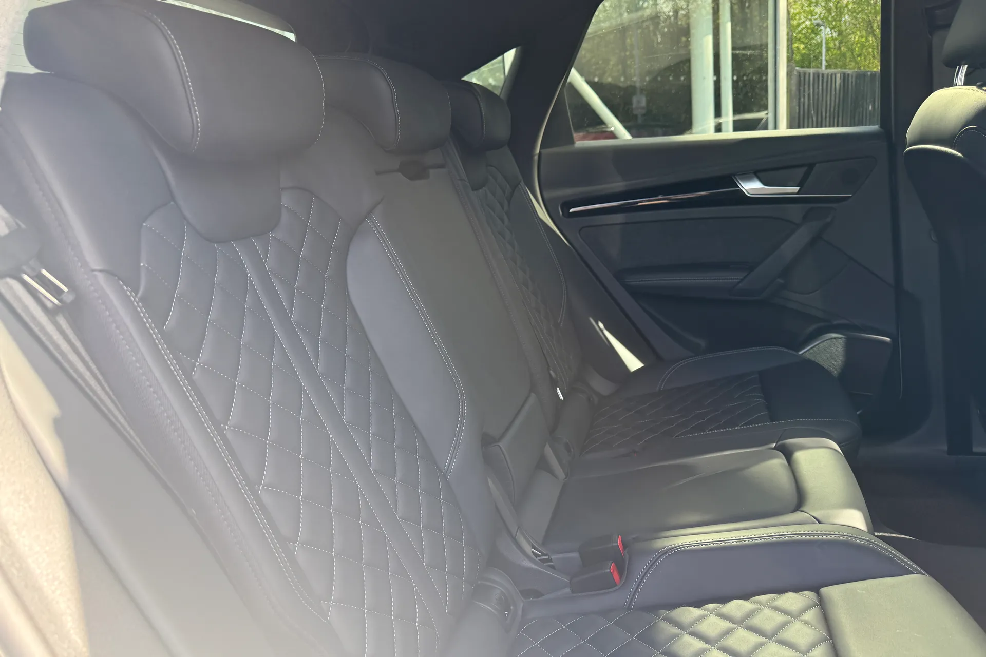 Audi Q5 thumbnail image number 32