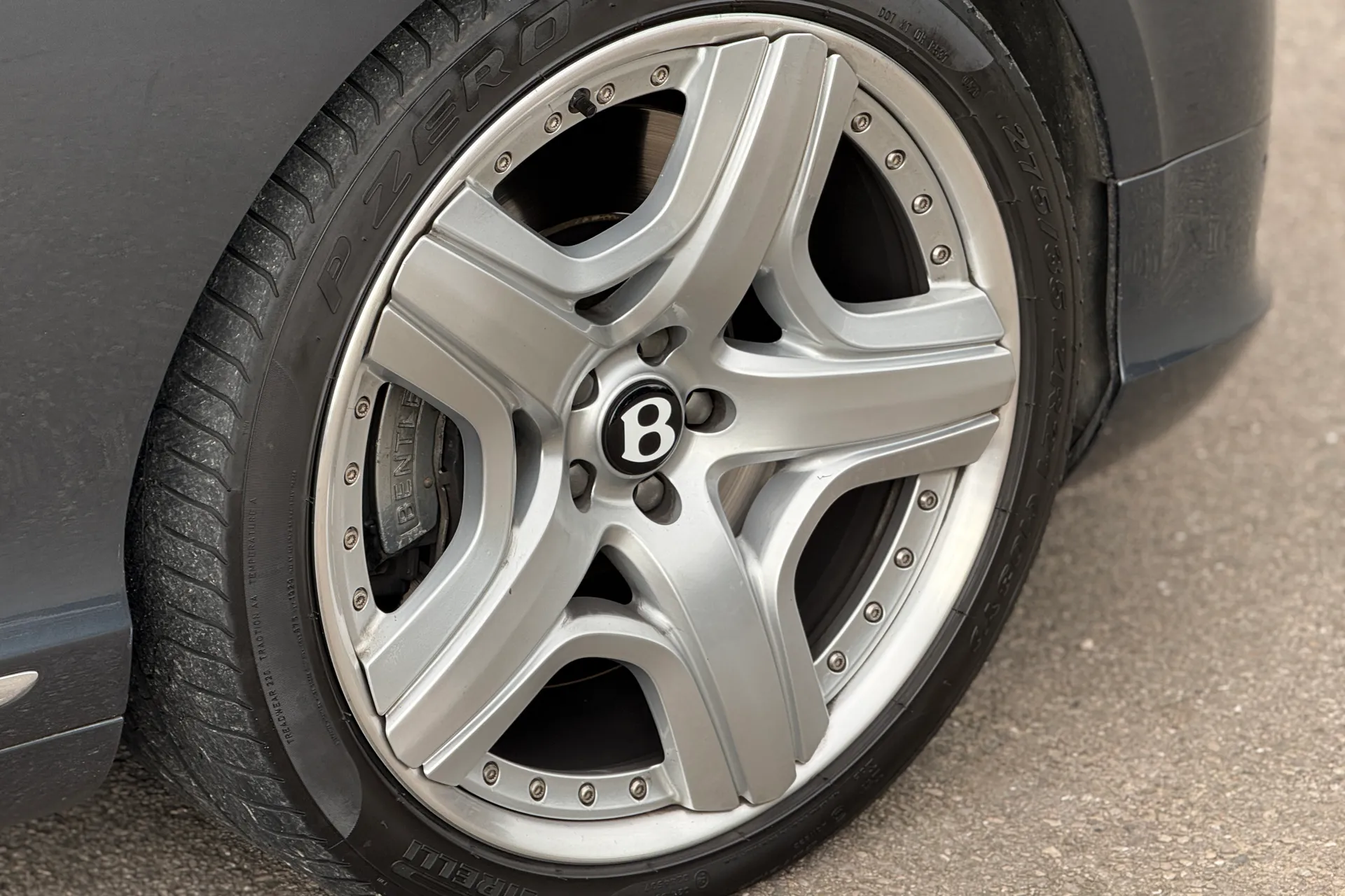 Bentley CONTINENTAL GT thumbnail image number 11