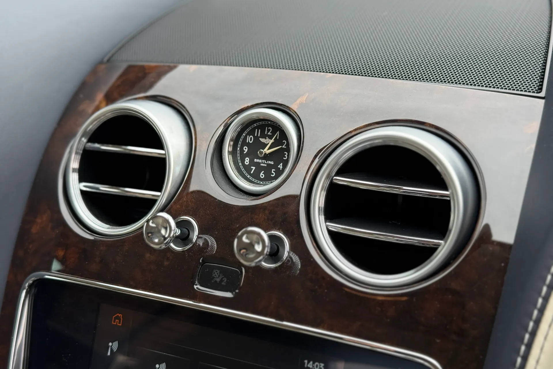 Bentley CONTINENTAL GT thumbnail image number 21