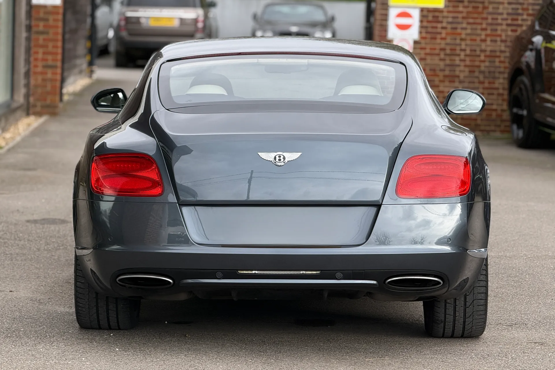 Bentley CONTINENTAL GT thumbnail image number 8