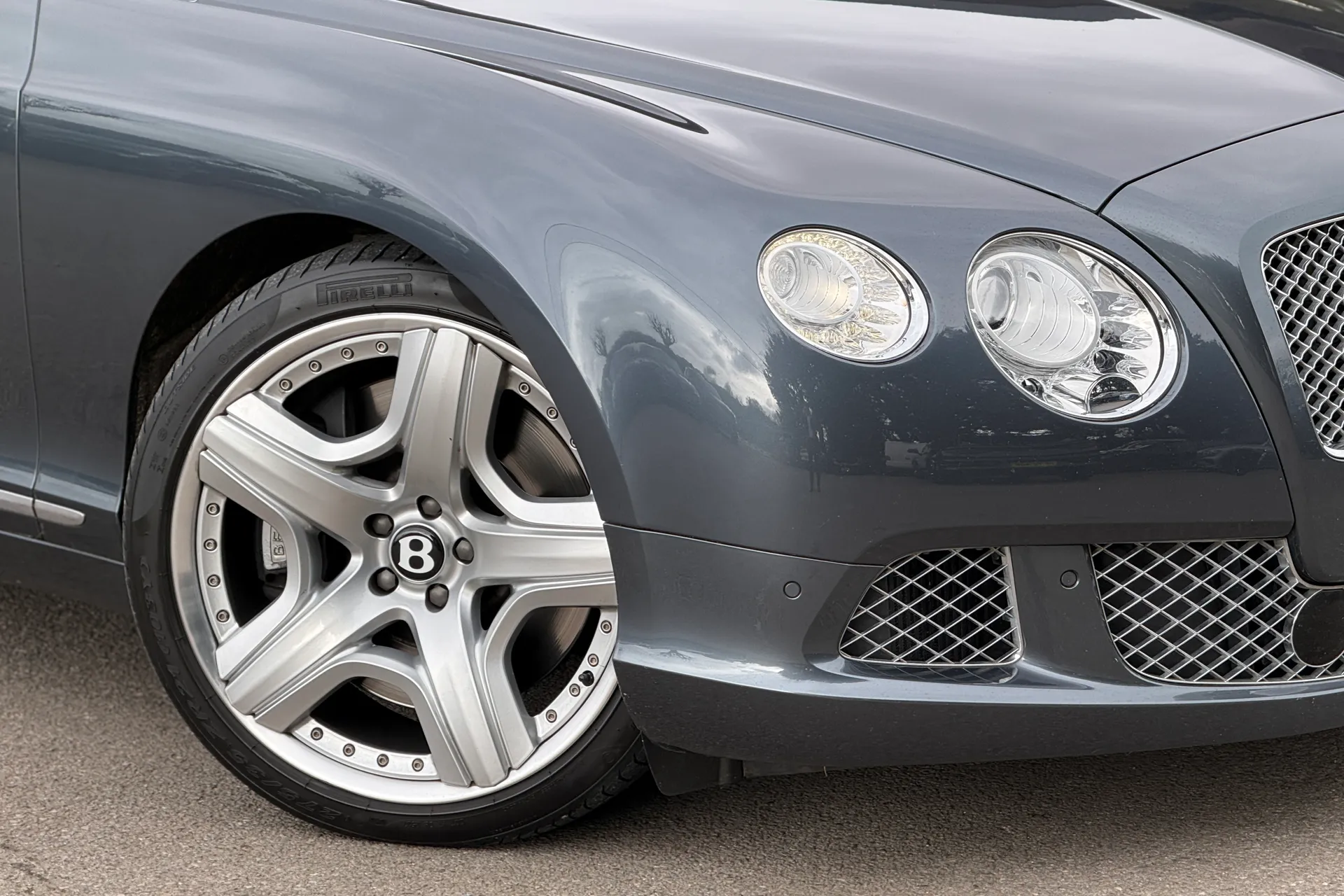 Bentley CONTINENTAL GT thumbnail image number 7