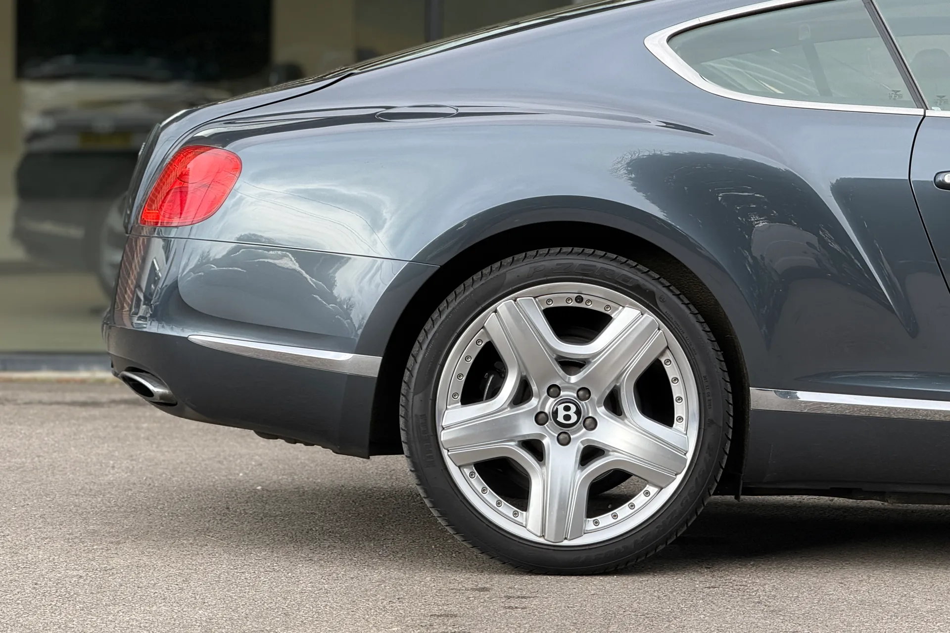 Bentley CONTINENTAL GT thumbnail image number 10