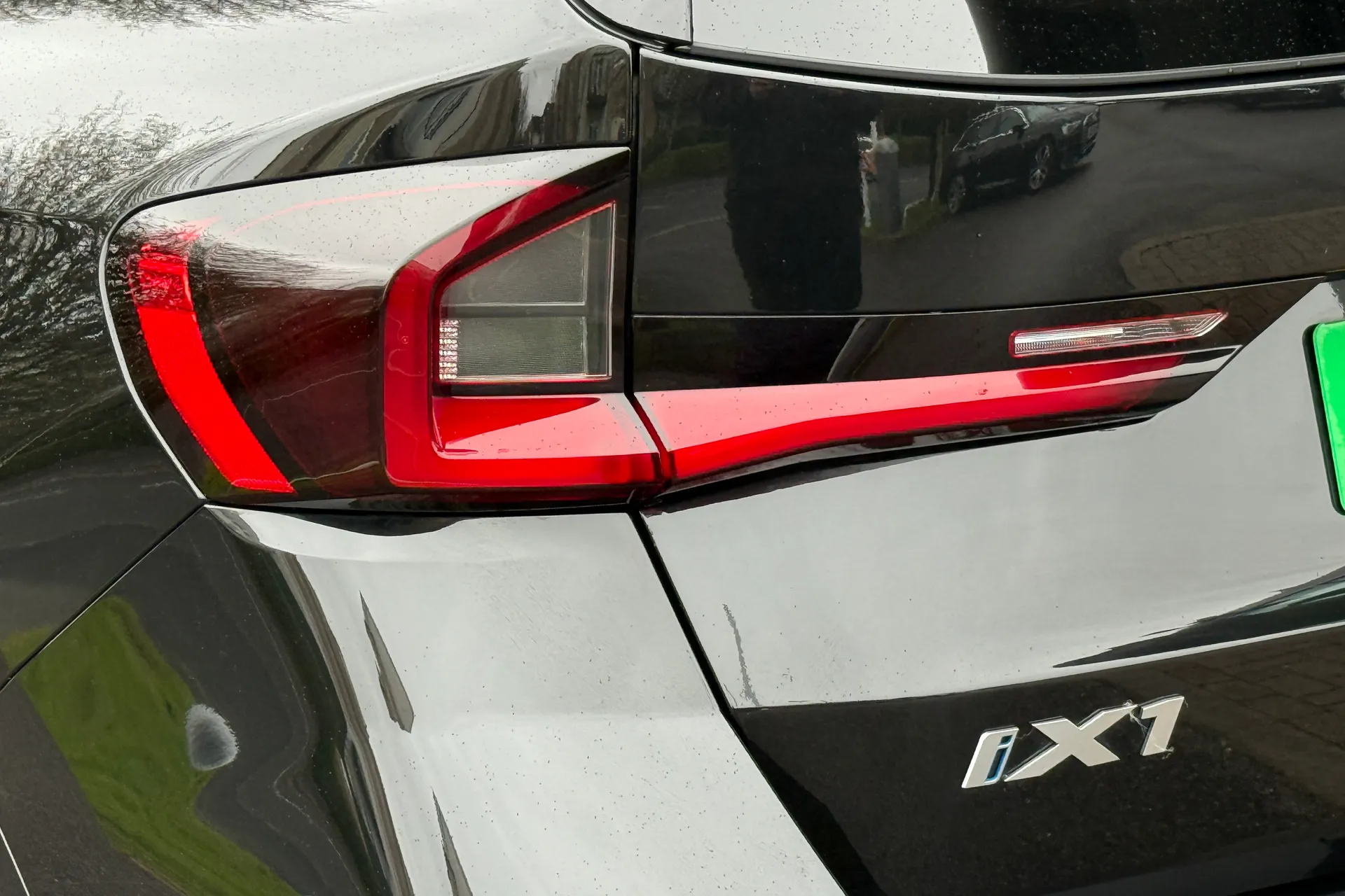 BMW iX1 thumbnail image number 41