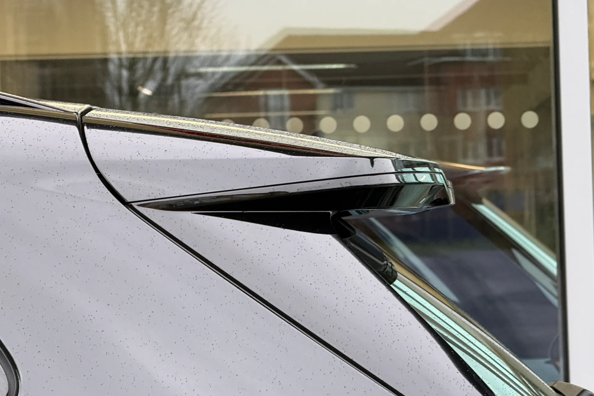 BMW iX1 thumbnail image number 43