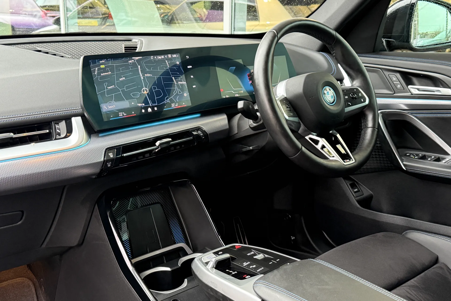 BMW iX1 thumbnail image number 46