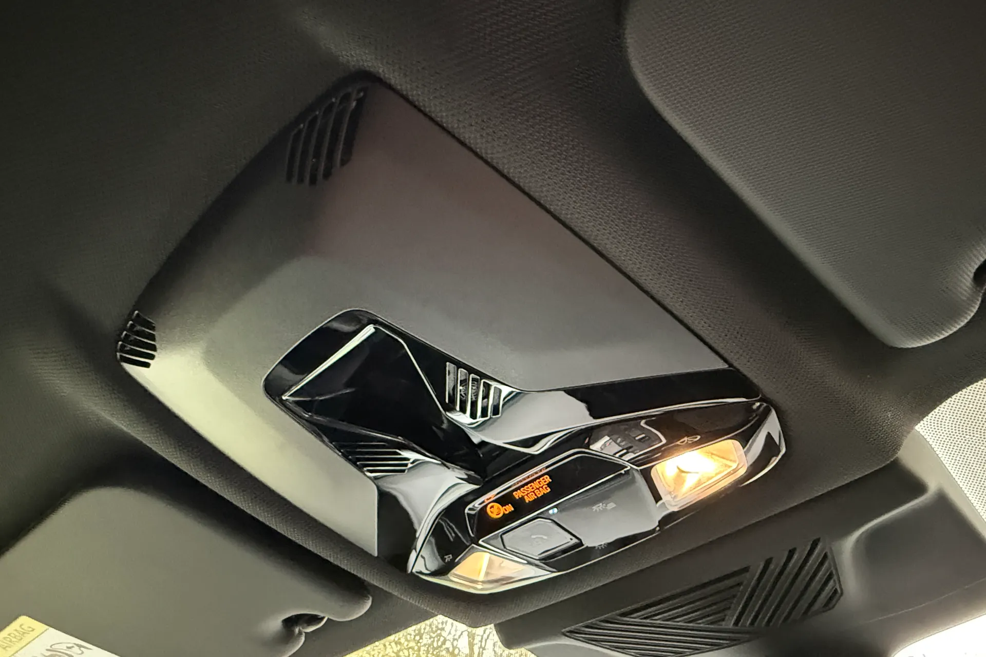 BMW iX1 thumbnail image number 27