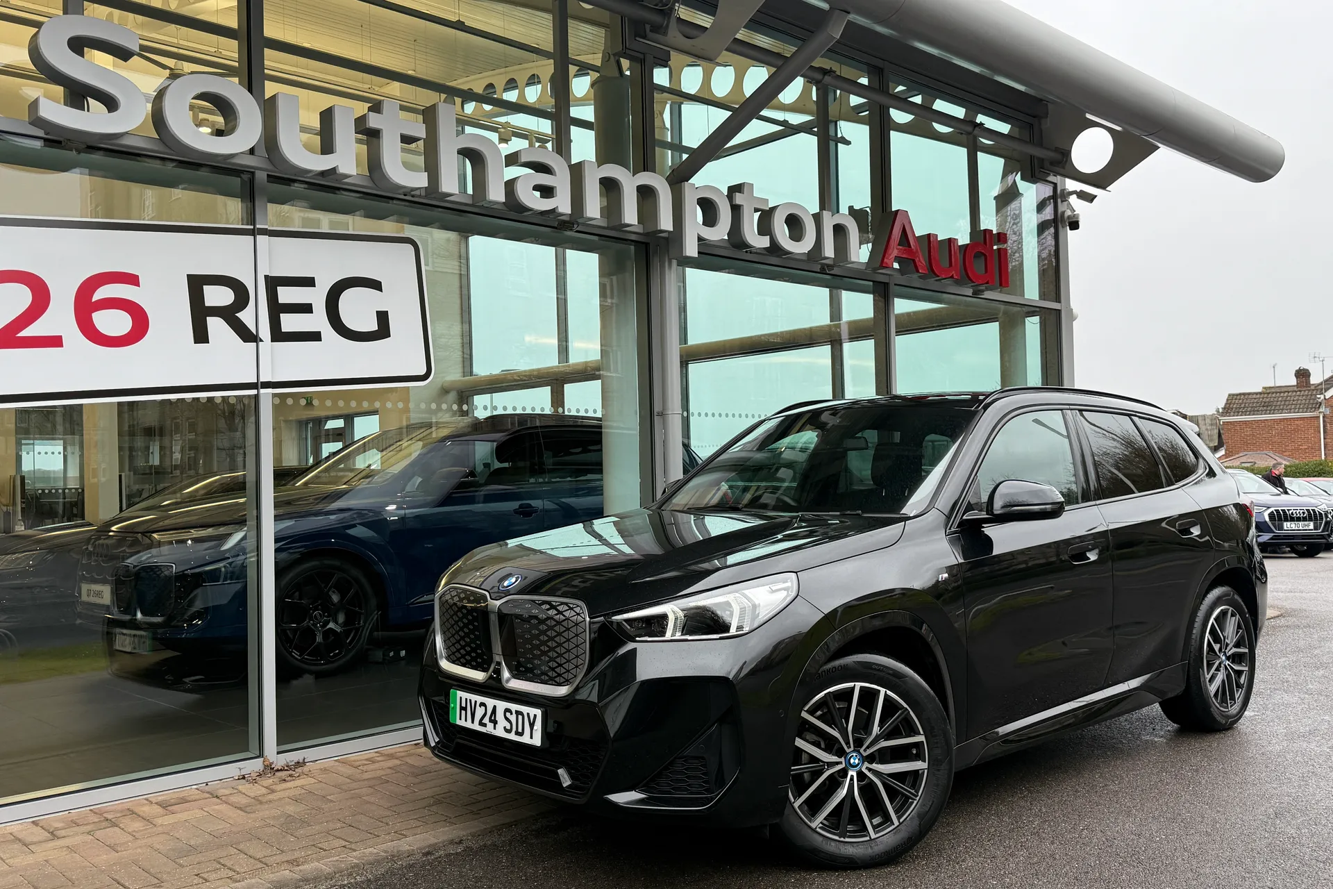 BMW iX1 thumbnail image number 56