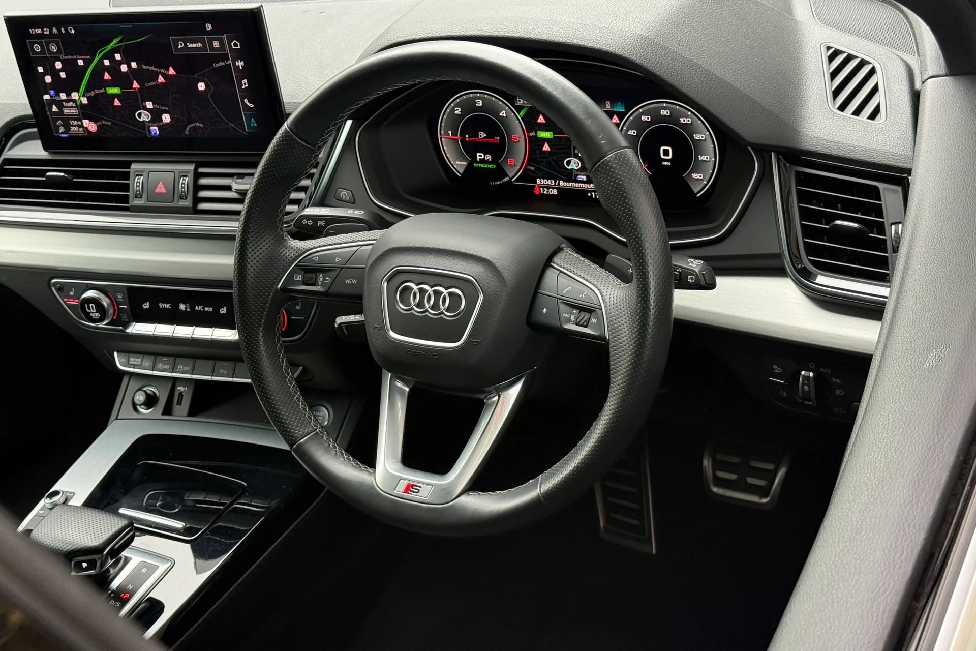 Audi Q5 thumbnail image number 38