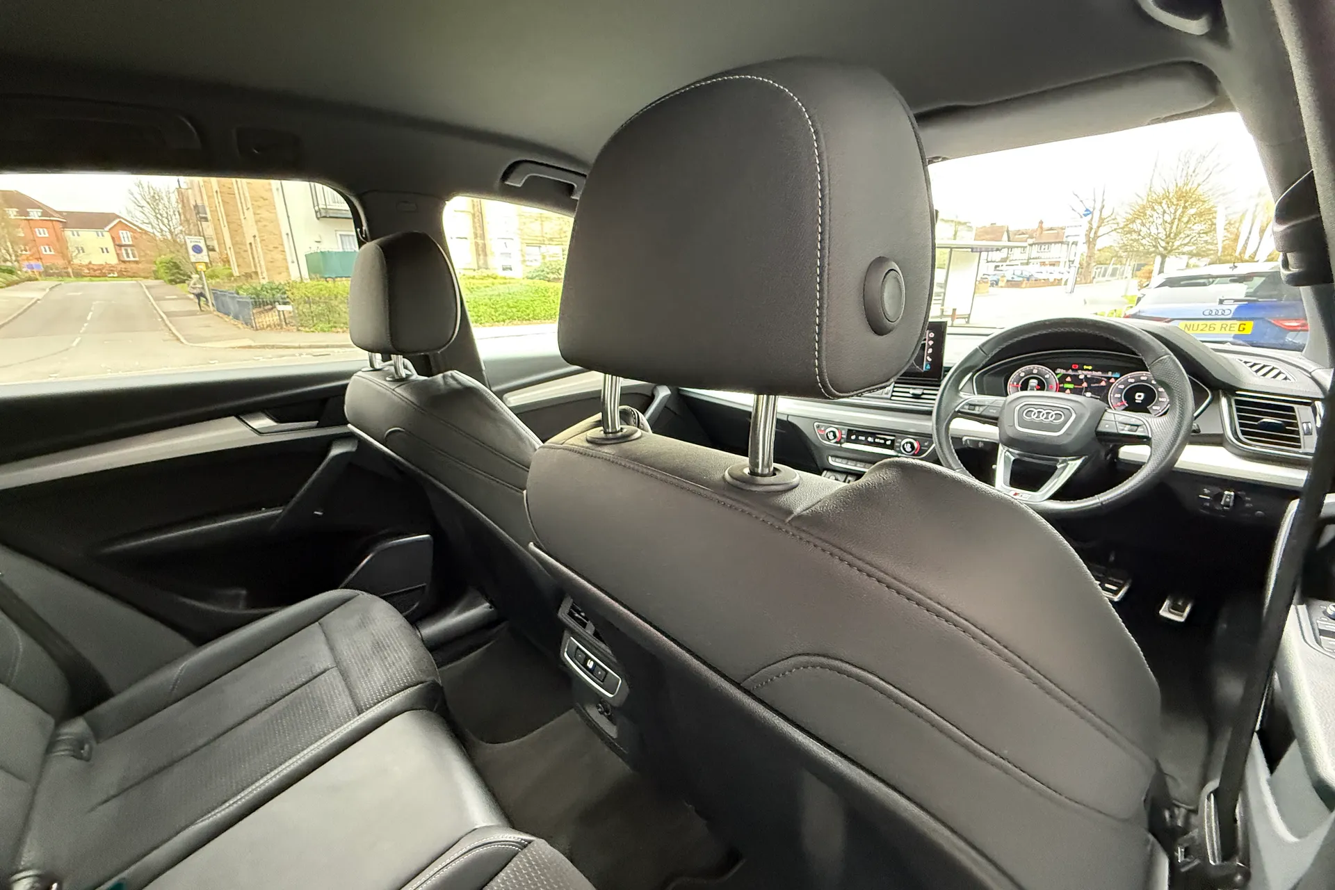 Audi Q5 thumbnail image number 43